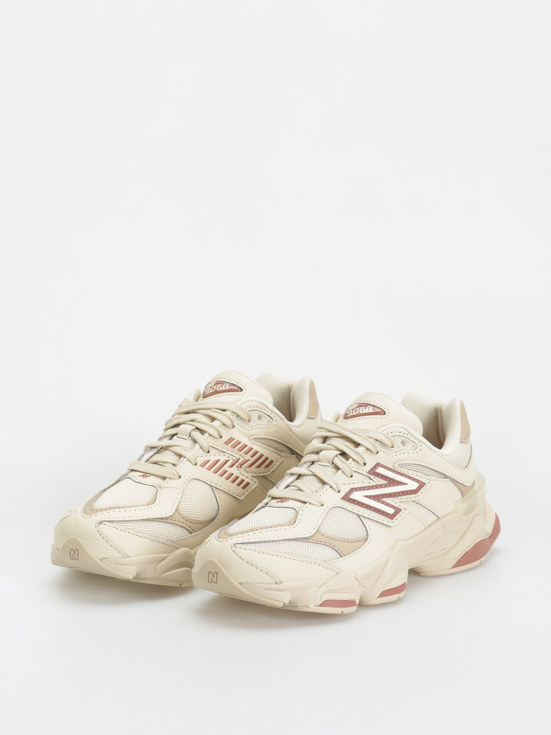 Buty New Balance 9060 JR (bone)