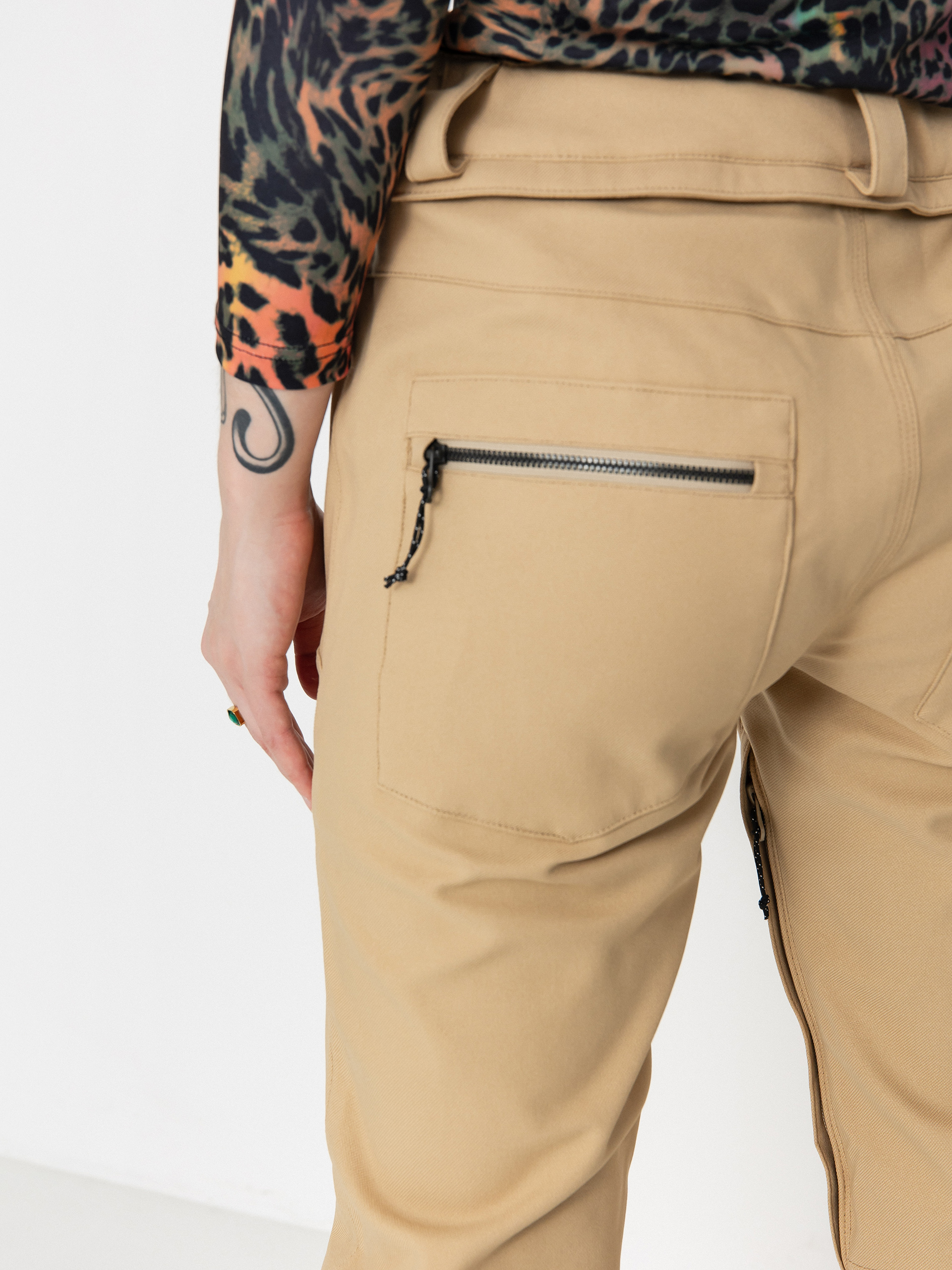 Damskie Spodnie snowboardowe Volcom Genus Stretch (sand)