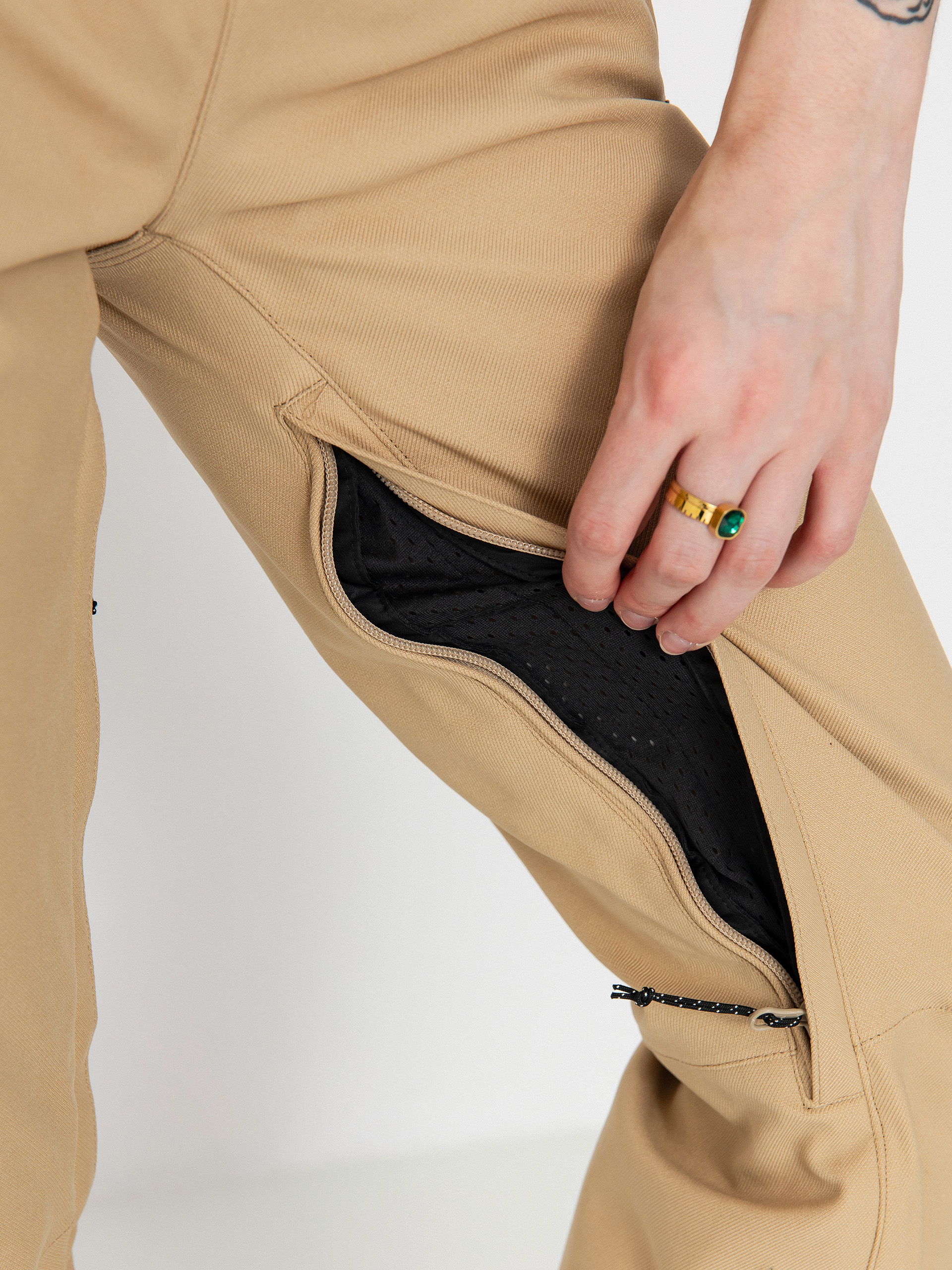 Damskie Spodnie snowboardowe Volcom Genus Stretch (sand)