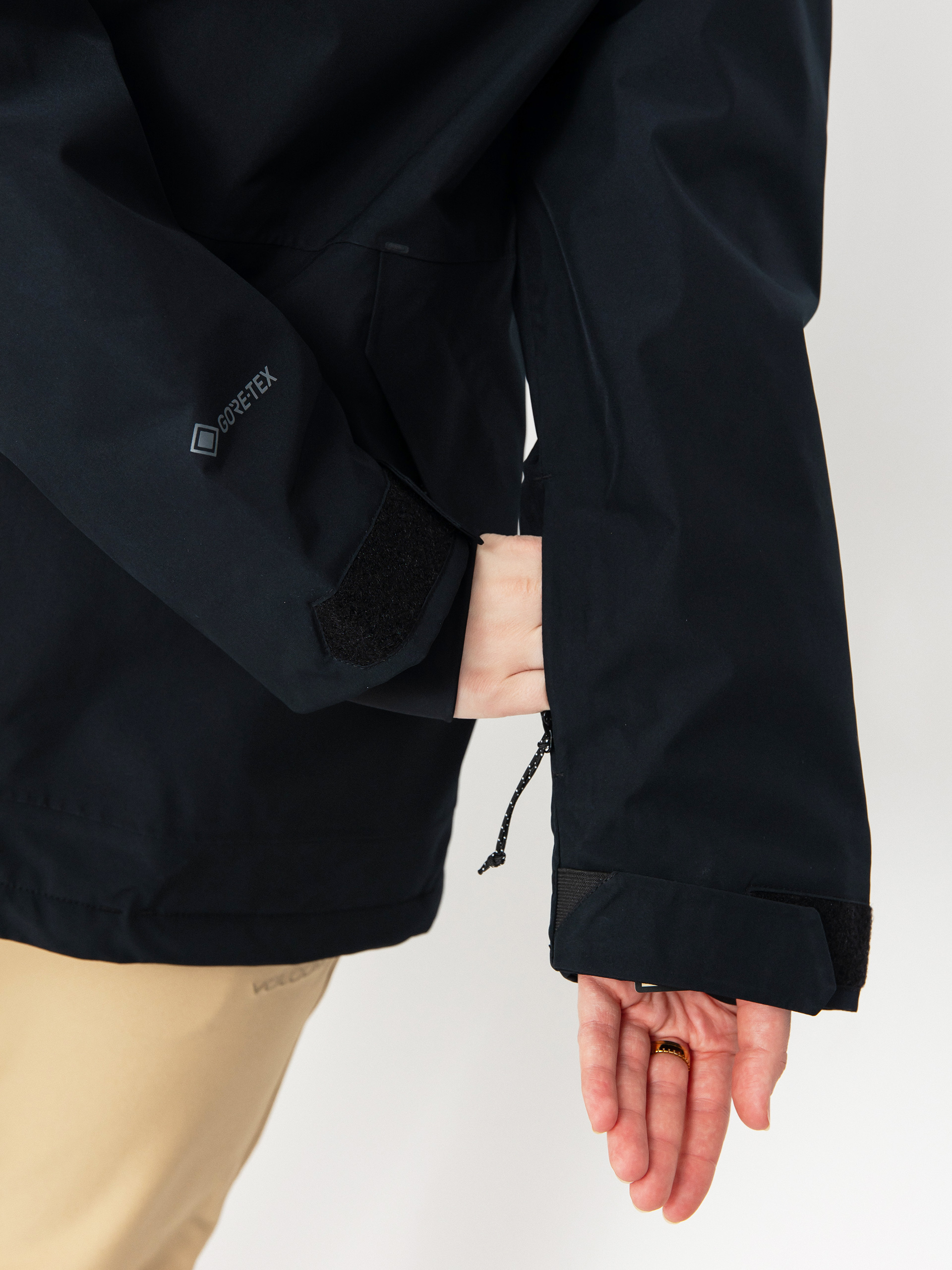 Damska Kurtka snowboardowa Volcom Fern Ins Gore Pullover (black)