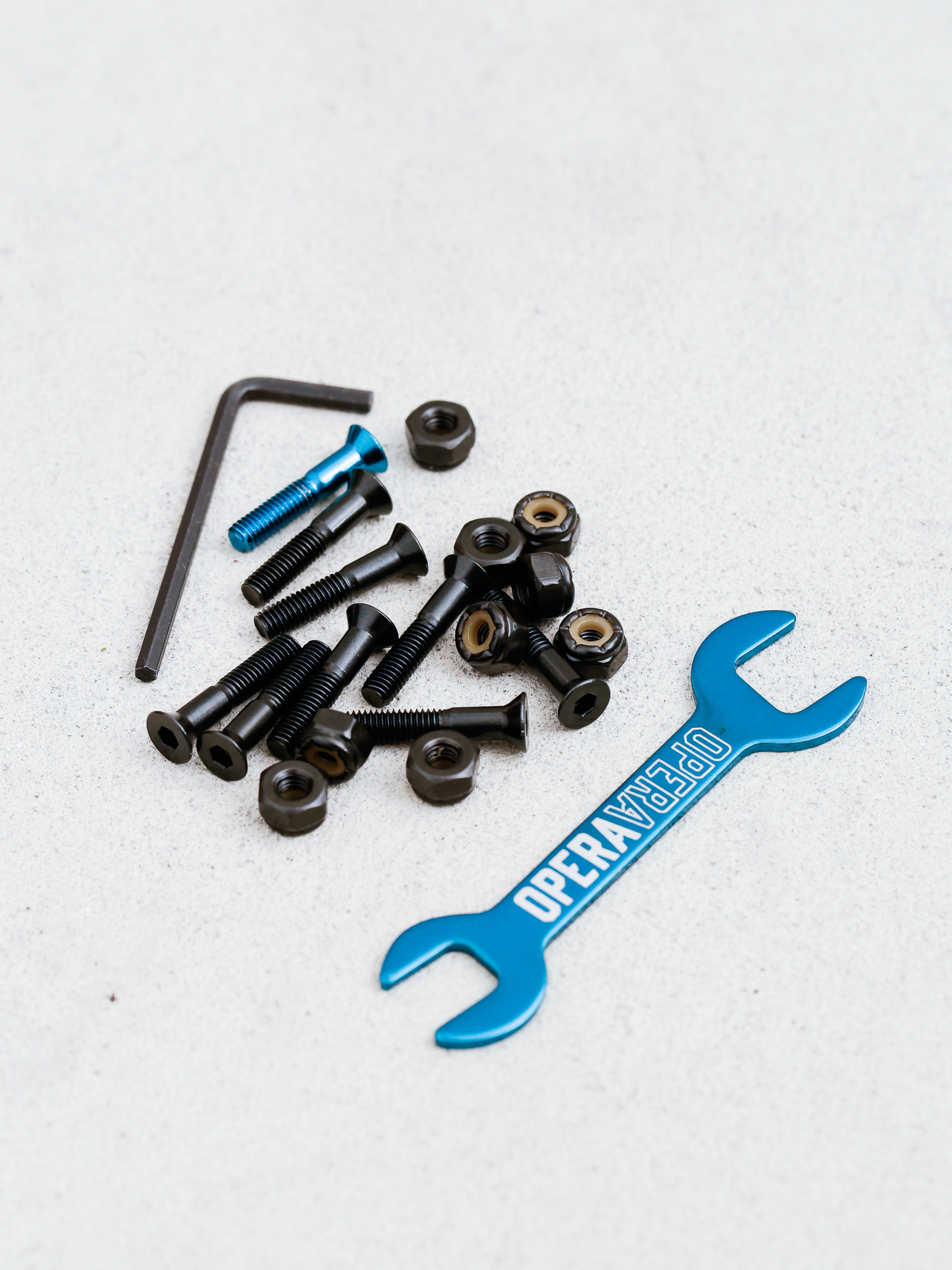 Montau017cu00f3wki Opera Allen Hardware (black/blue)