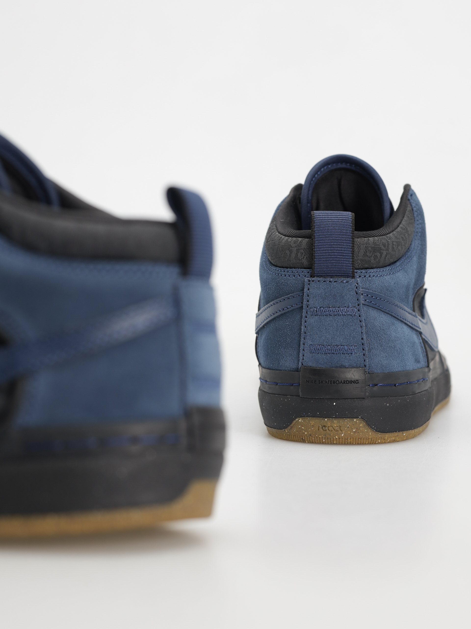 Buty Nike SB React Leo (navy/navy black anthracite)