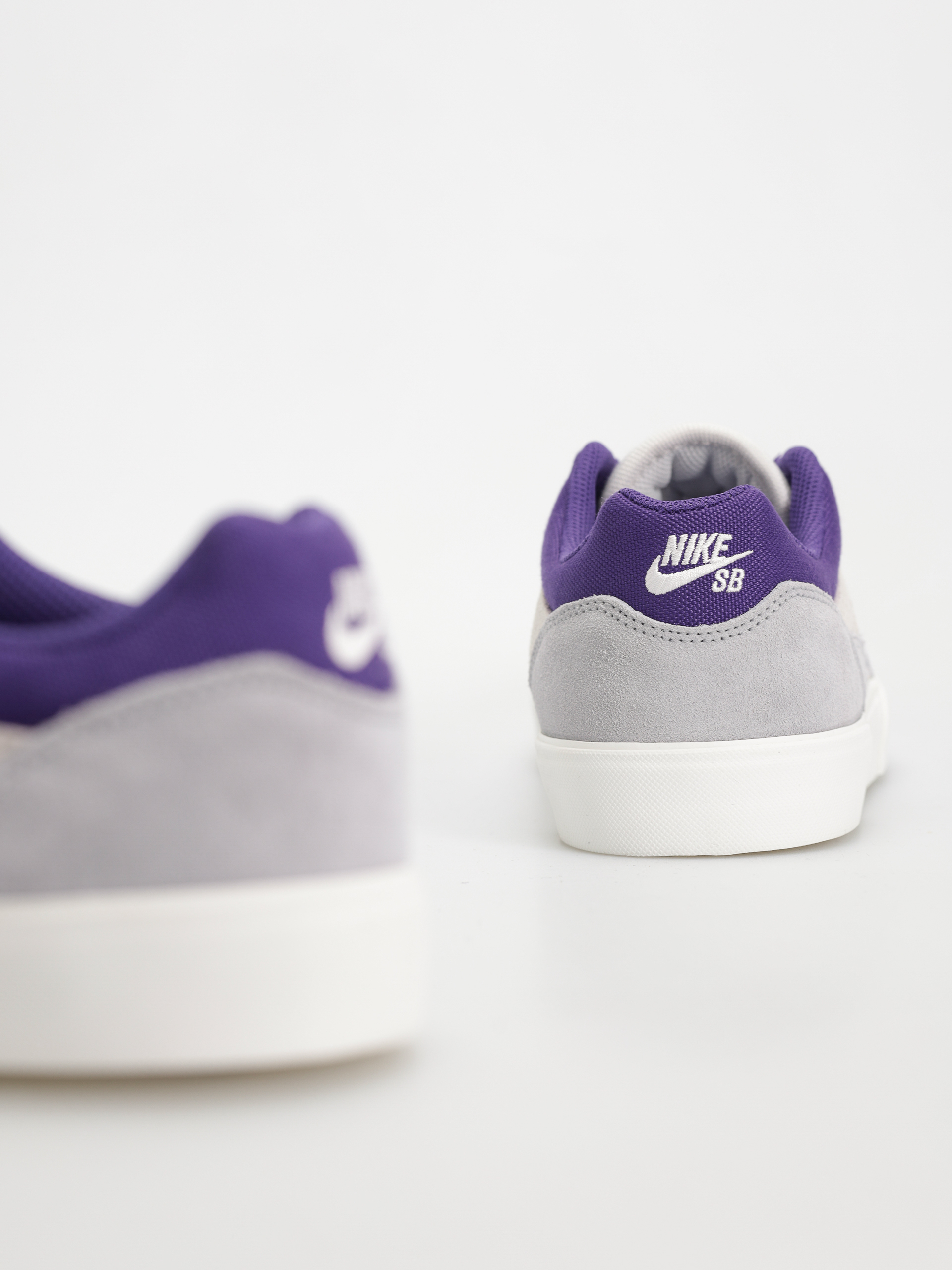 Buty Nike SB Malor (platinum tint/court purple wolf grey)