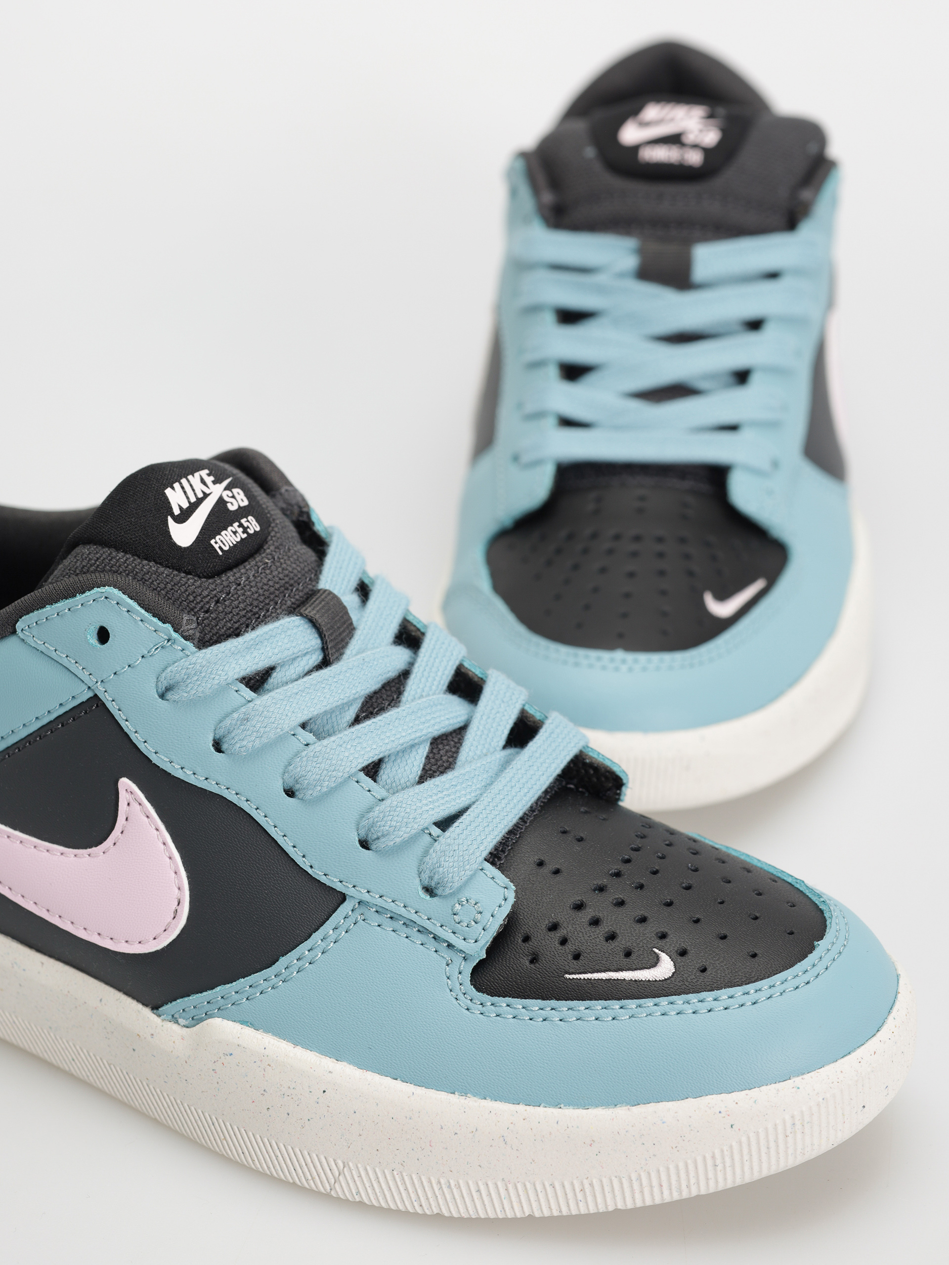 Buty Nike SB Force 58 Premium (denim turq/pink foam  dk smoke grey)