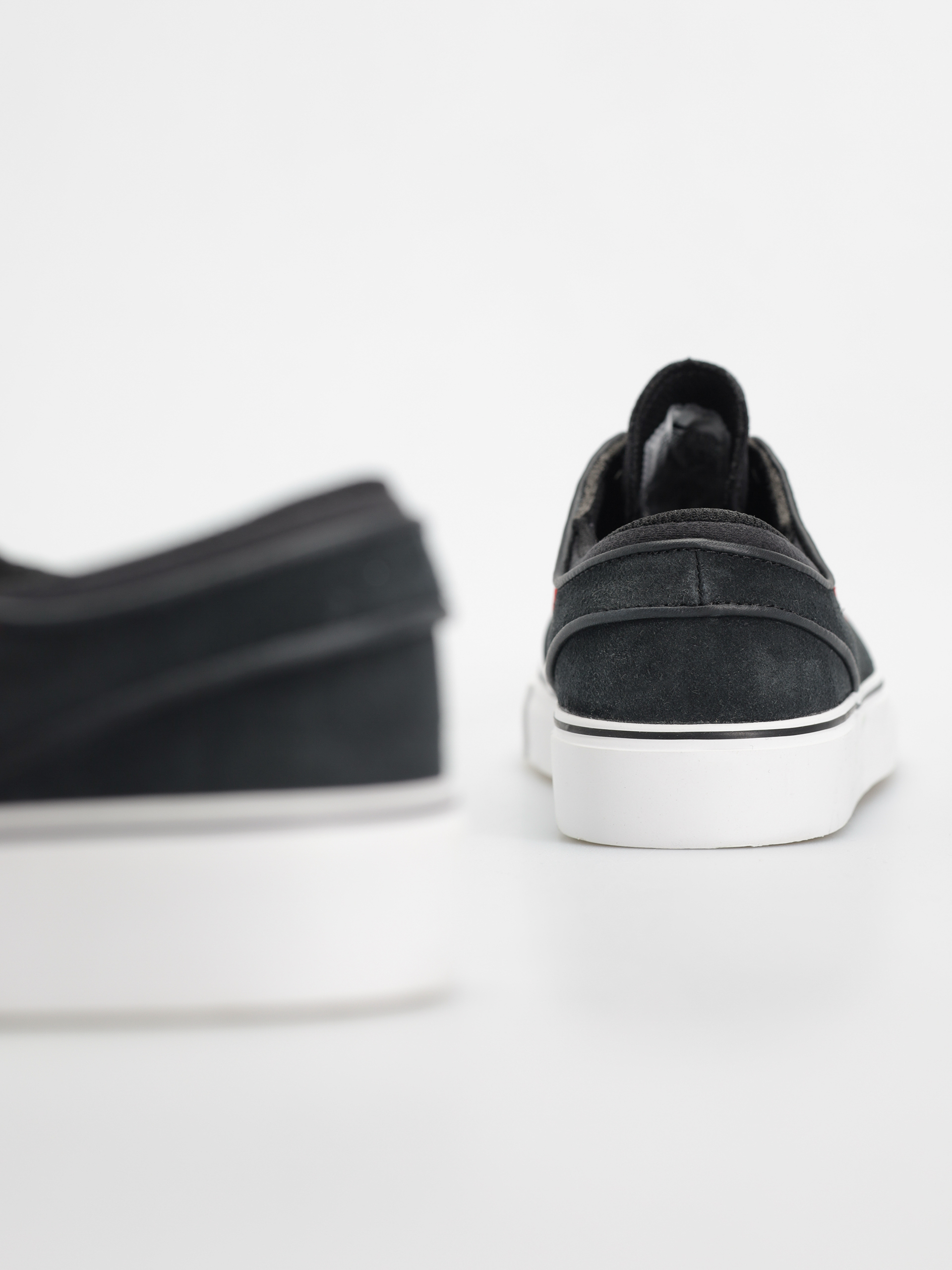 Buty Nike SB Stefan Janoski JR (black/university red black summit white)