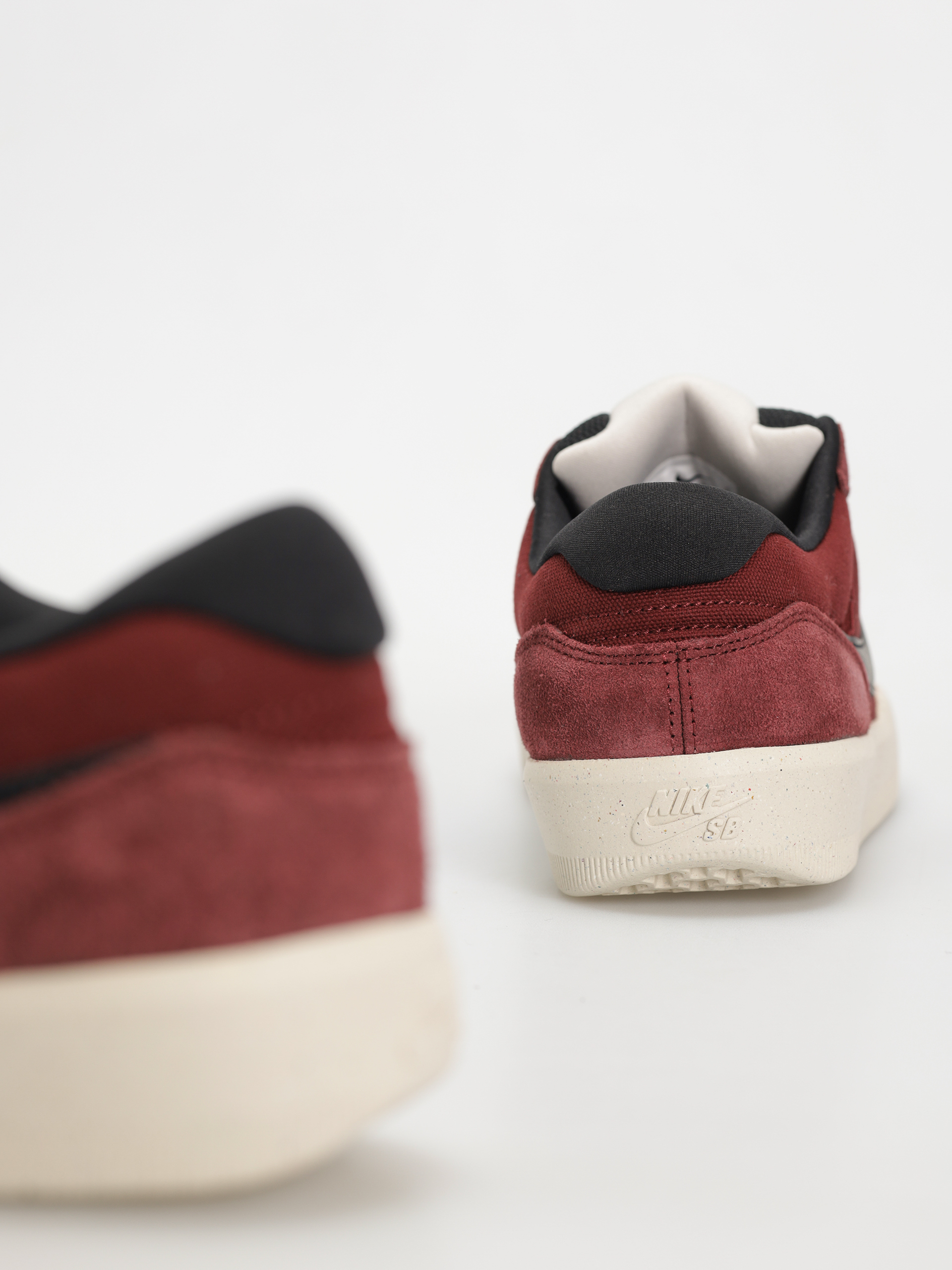 Buty Nike SB Force 58 (dark team red/black black lt orewood brn)