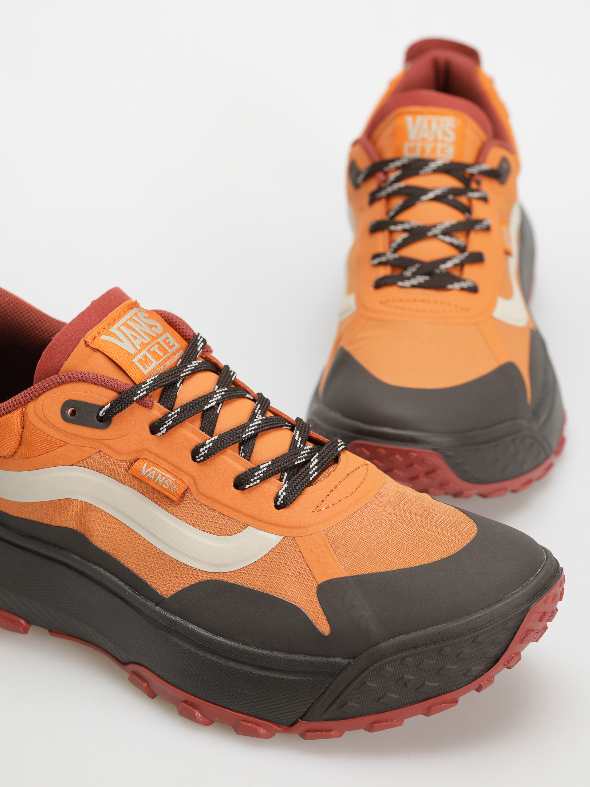 Buty Vans Mte Crosspath (marmalade)