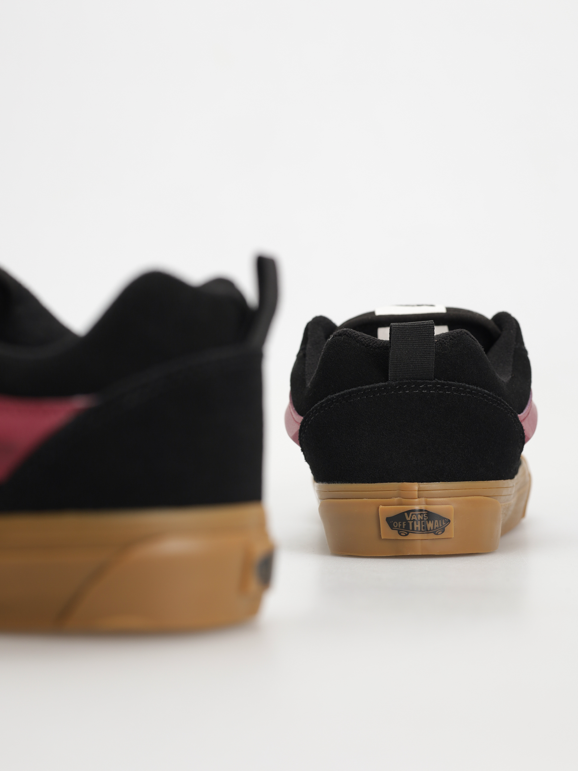 Buty Vans Knu Skool (vintage suede black/multi)