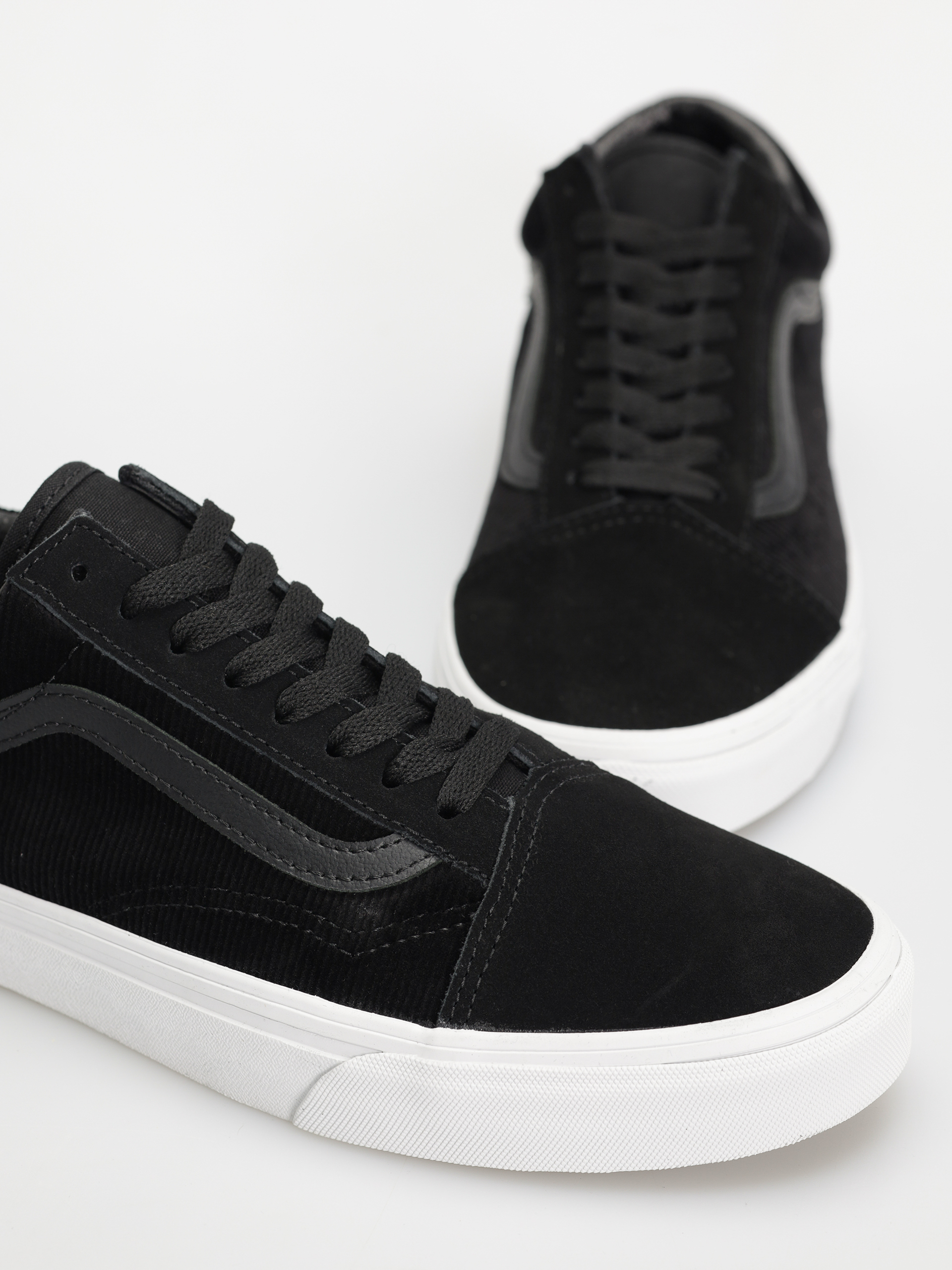 Buty Vans Old Skool (corduroy black)