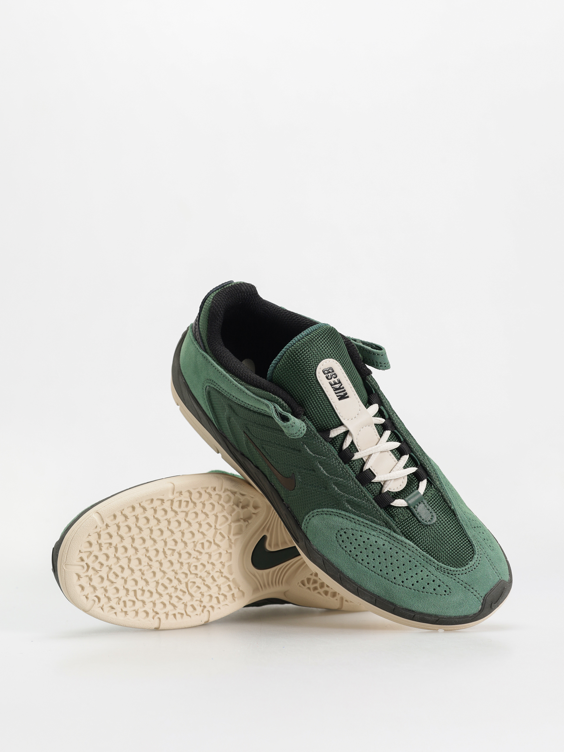 Buty Nike SB Vertebrae (fir/black sequoia lt orewood brn)