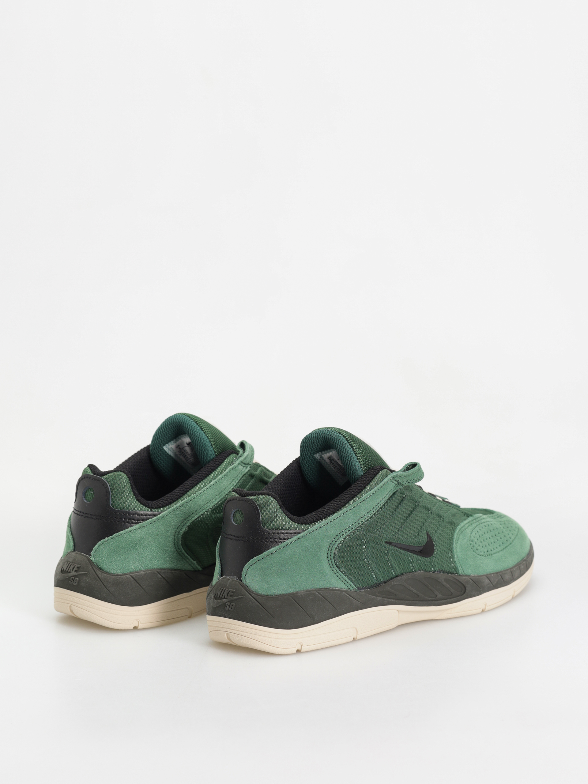 Buty Nike SB Vertebrae (fir/black sequoia lt orewood brn)