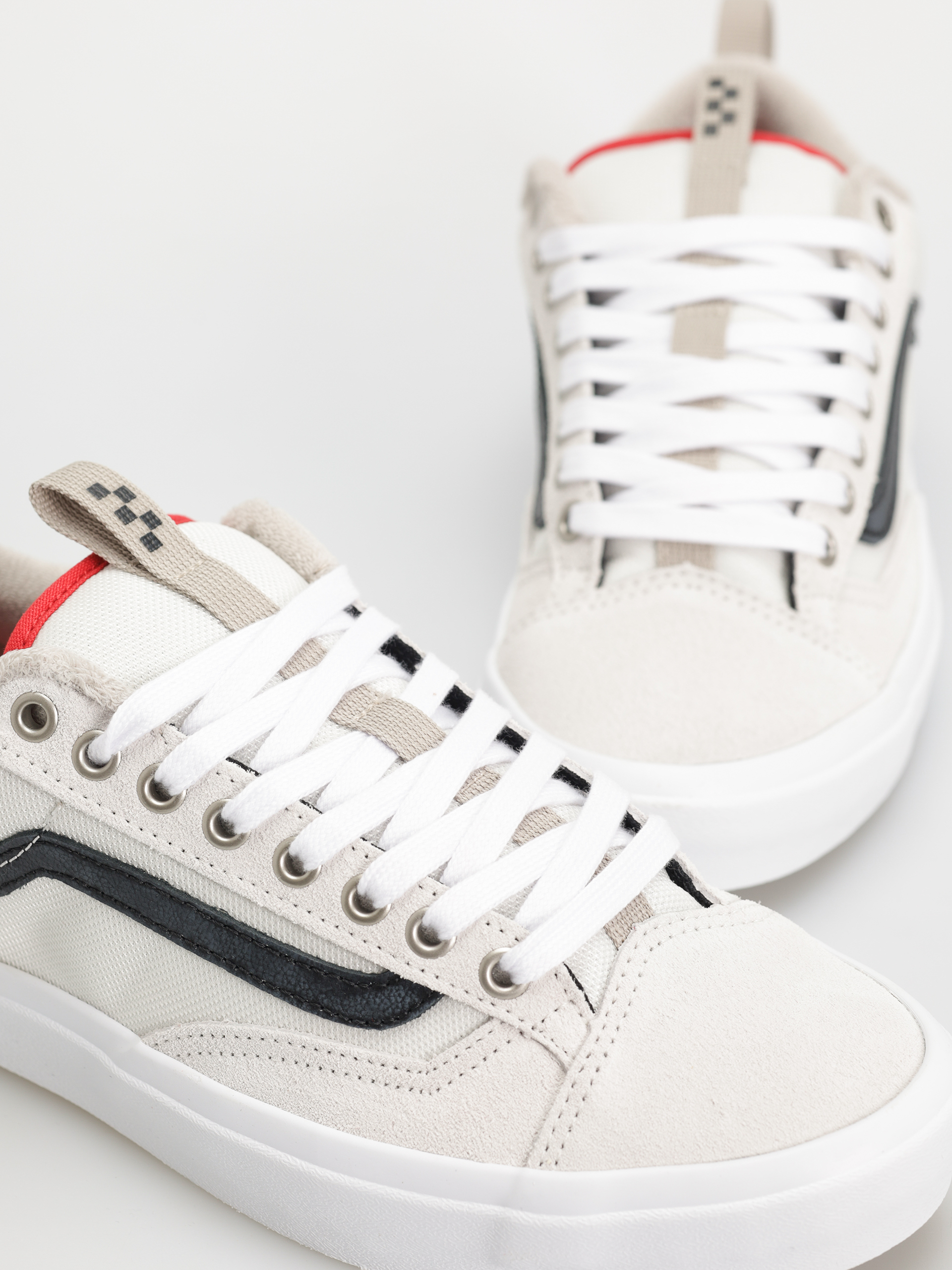 Buty Vans Skate Old Skool 36 + (antique white/black)