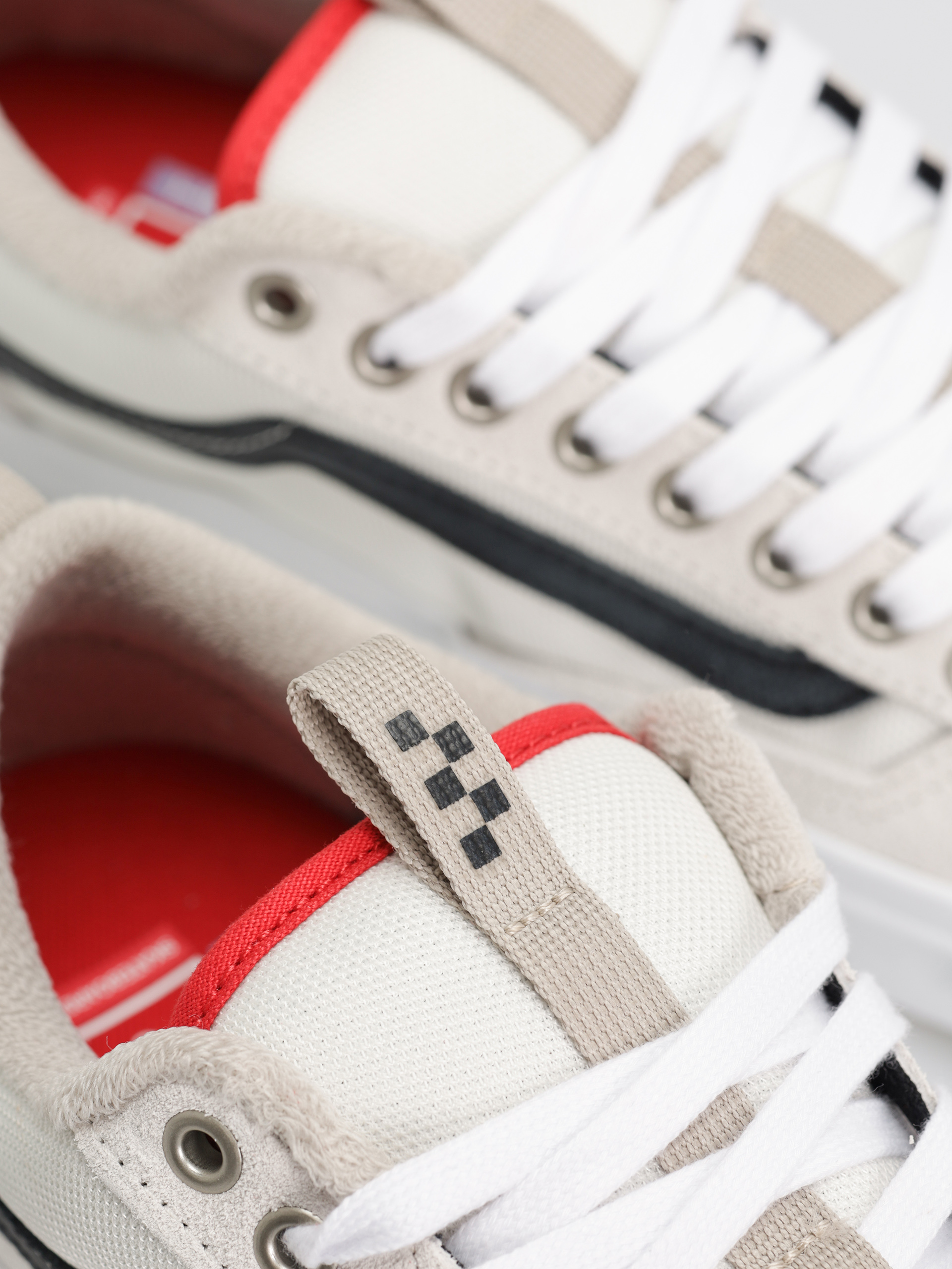 Buty Vans Skate Old Skool 36 + (antique white/black)