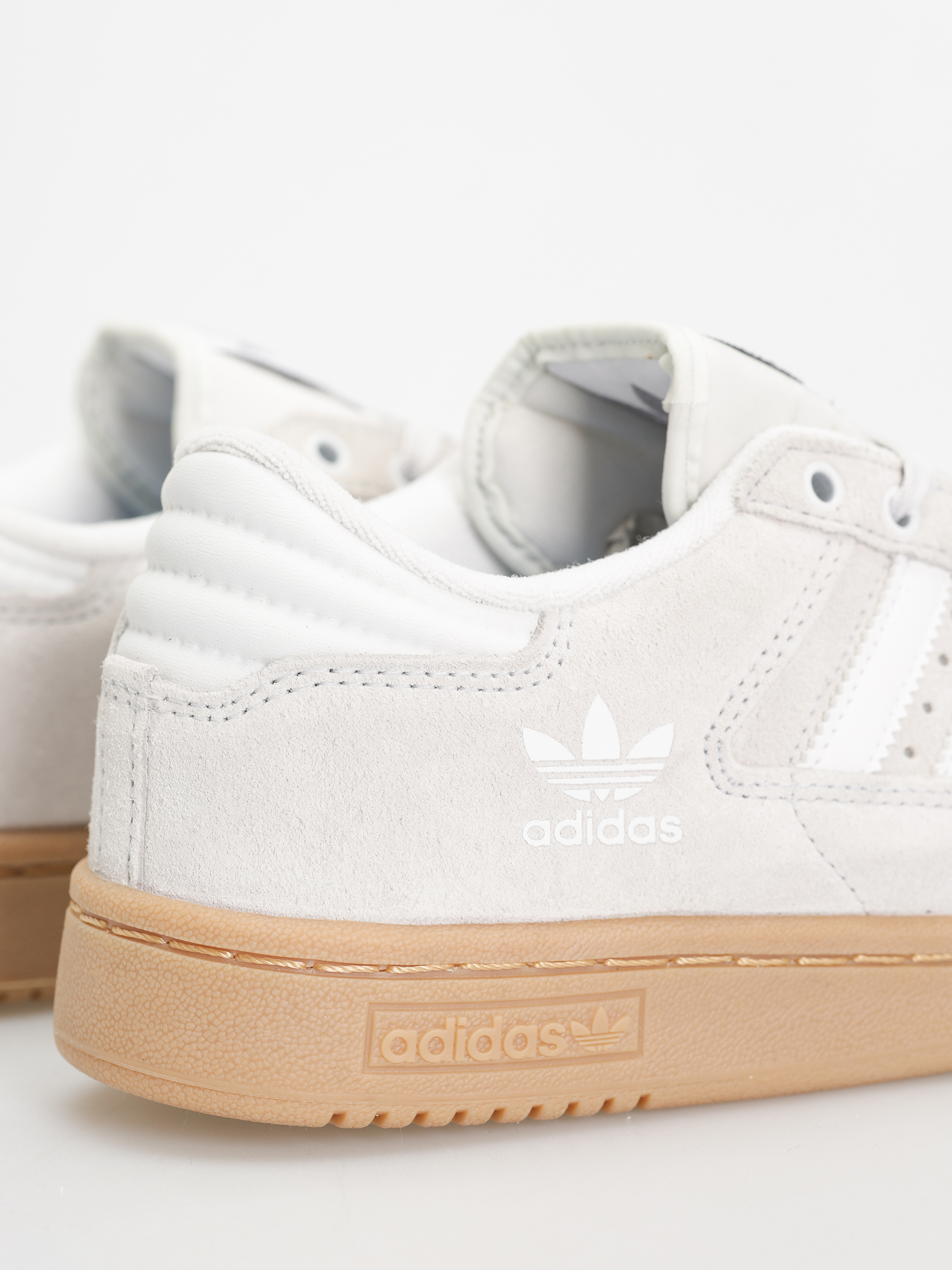 Buty adidas Centennial 85 Low A (crywht/ftwwht/gum3)