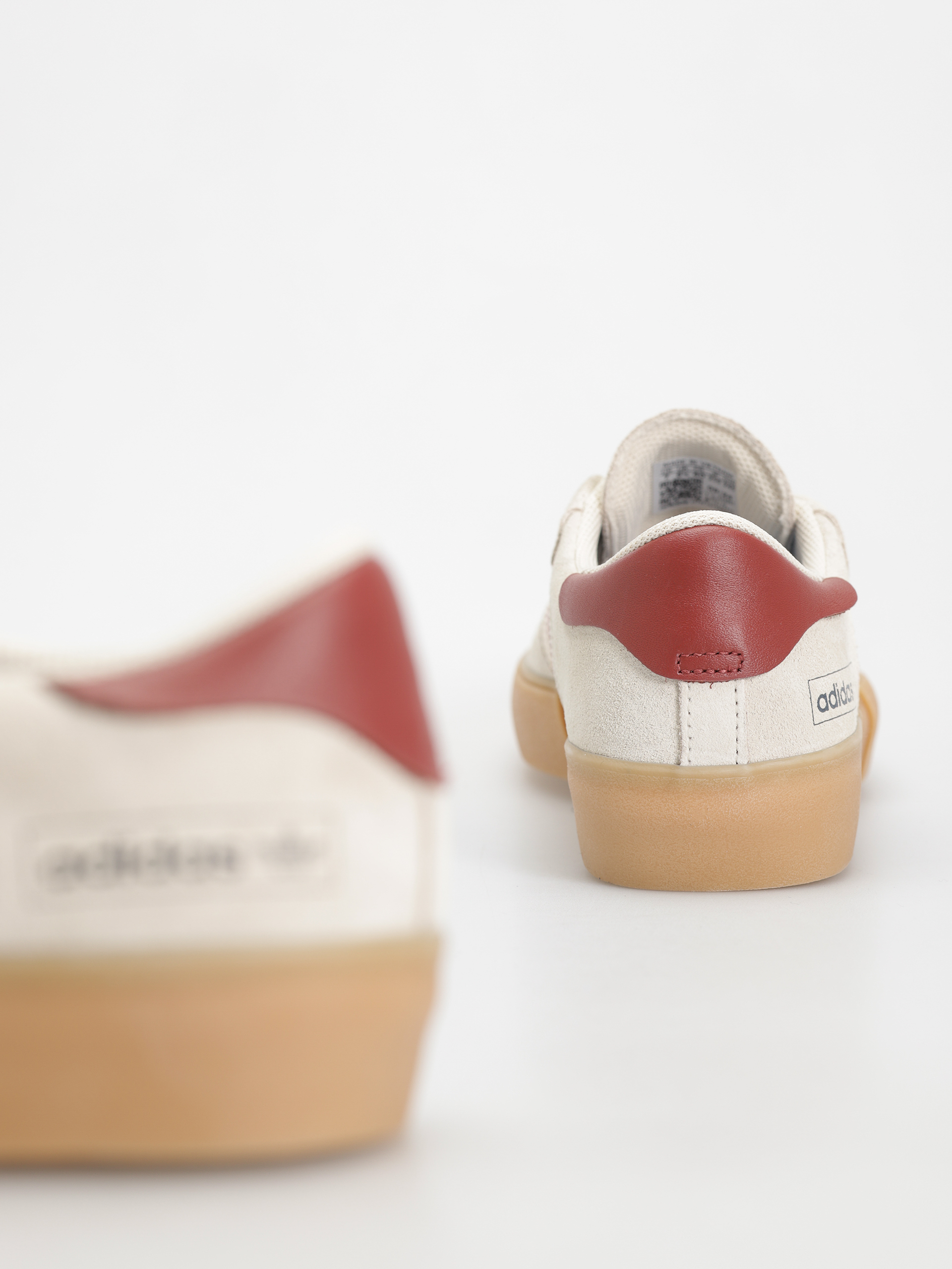 Buty adidas Matchbreak Super (wonwhi/prerub/gum3)