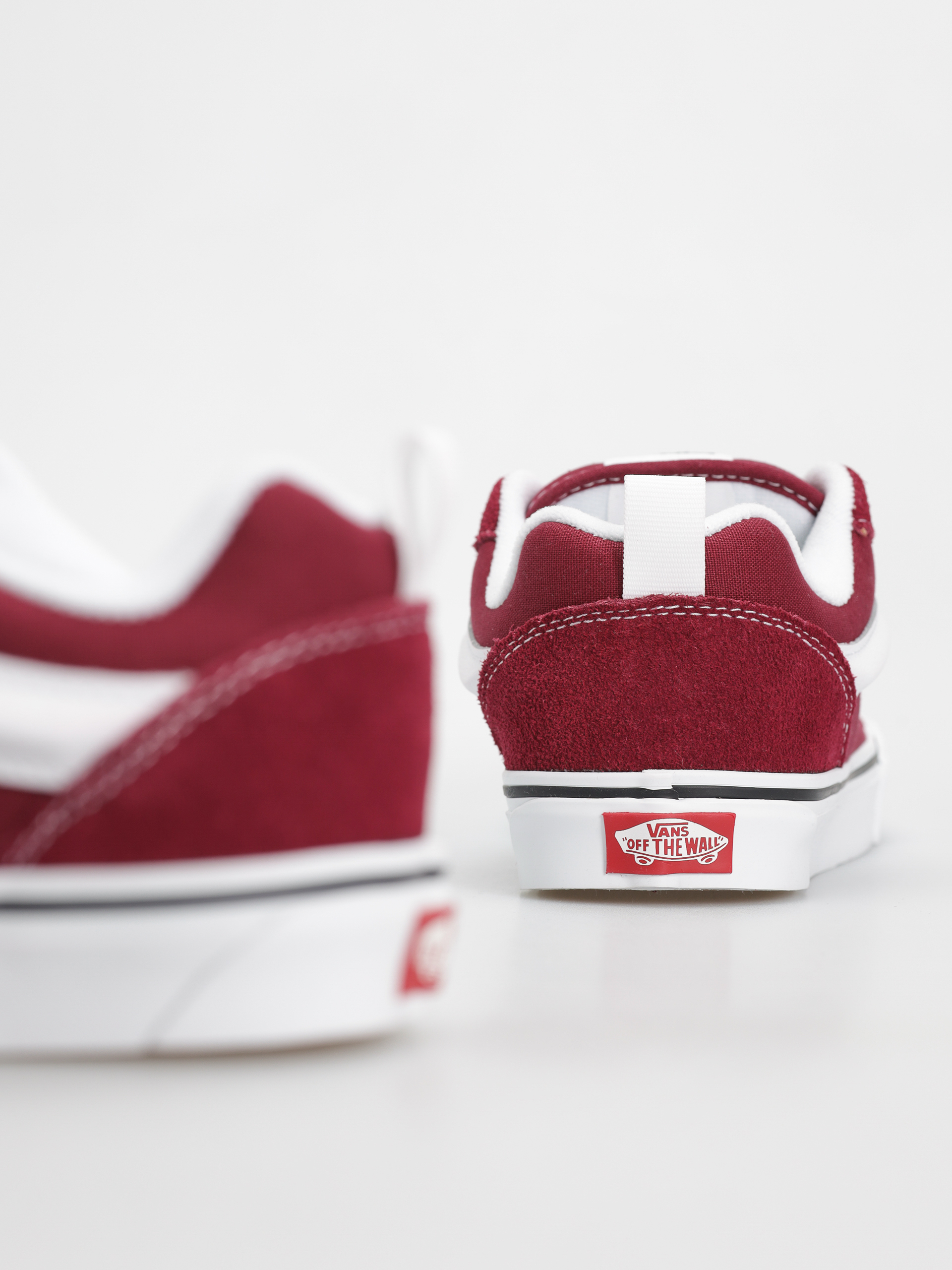 Buty Vans Knu Skool (color theory rhododendron)