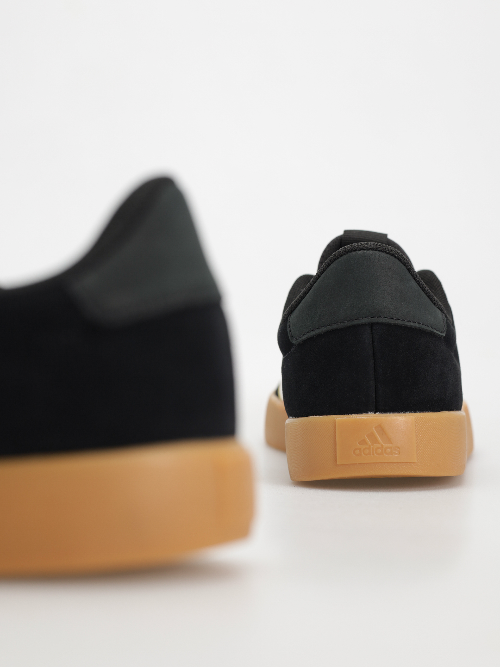 Buty adidas Vl Court 3.0 (cblack/ftwwht/tmvire)