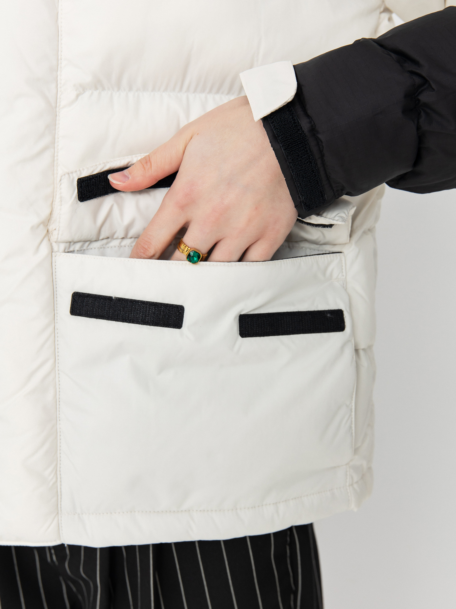 Kurtka The North Face Limbara Insulated Wmn (white dune)