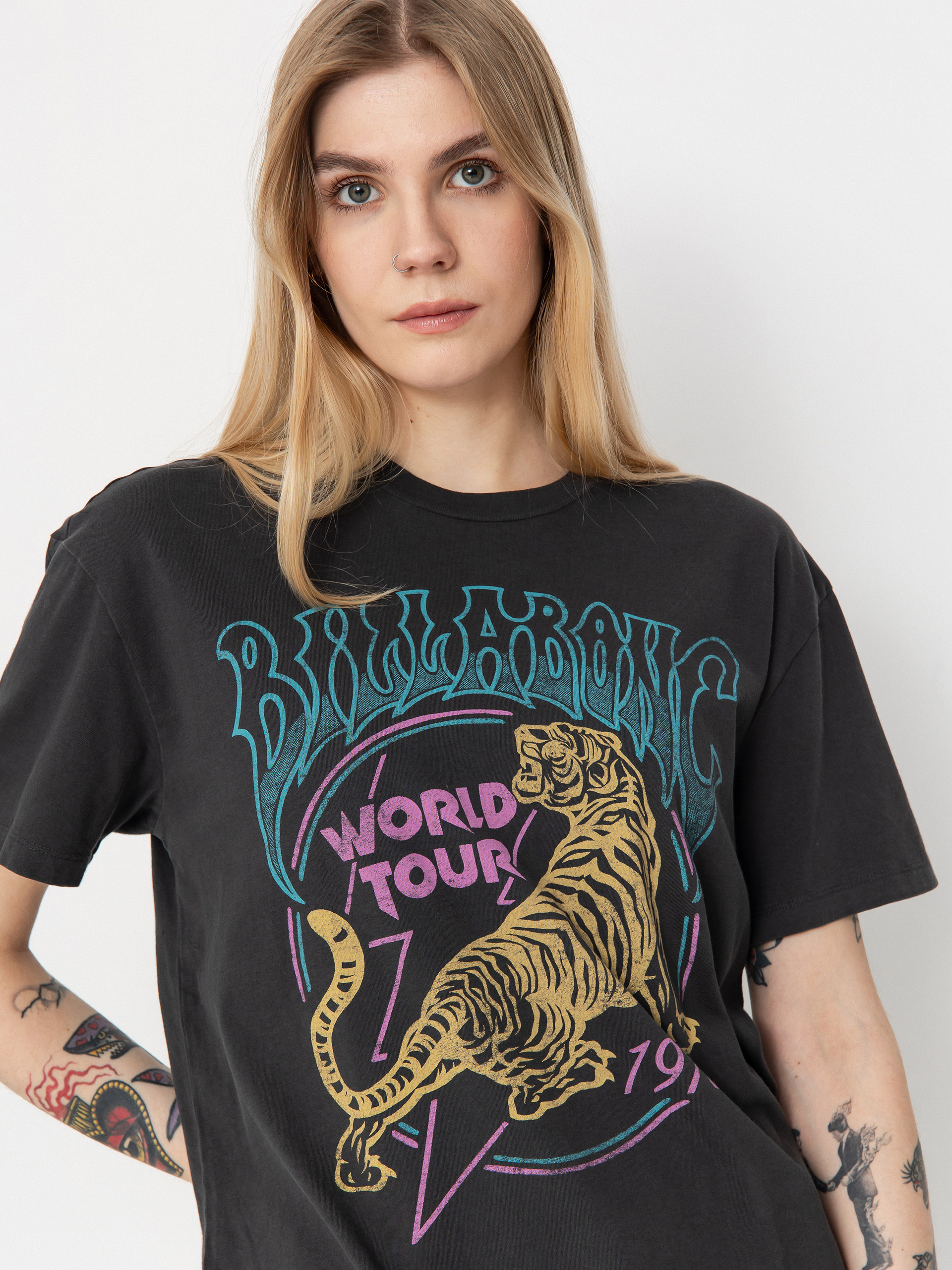 T-shirt Billabong World Tour 73 Wmn (off black)