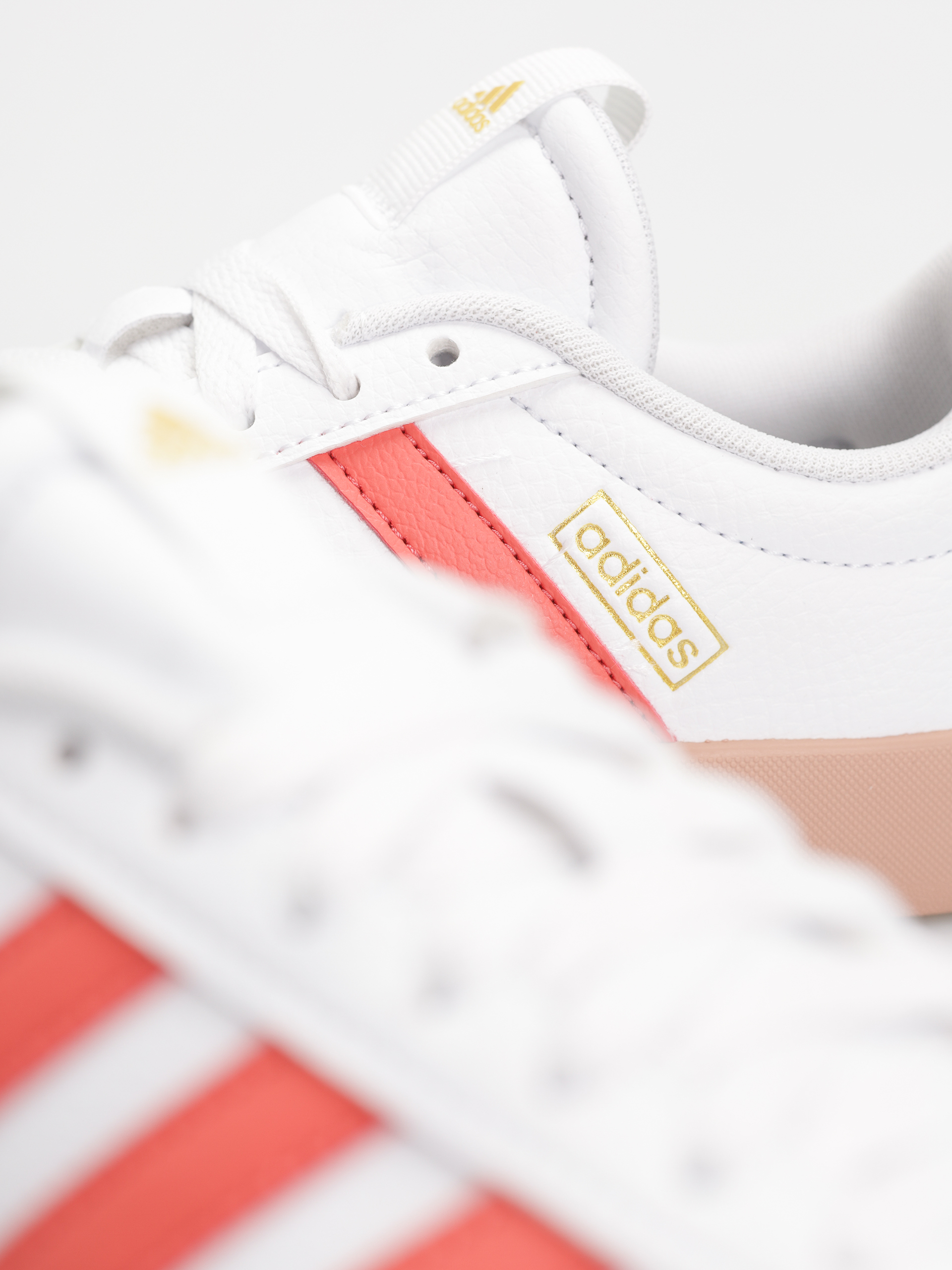 Buty adidas Vl Court 3.0 Wmn (ftwwht/prelsc/goldmt)