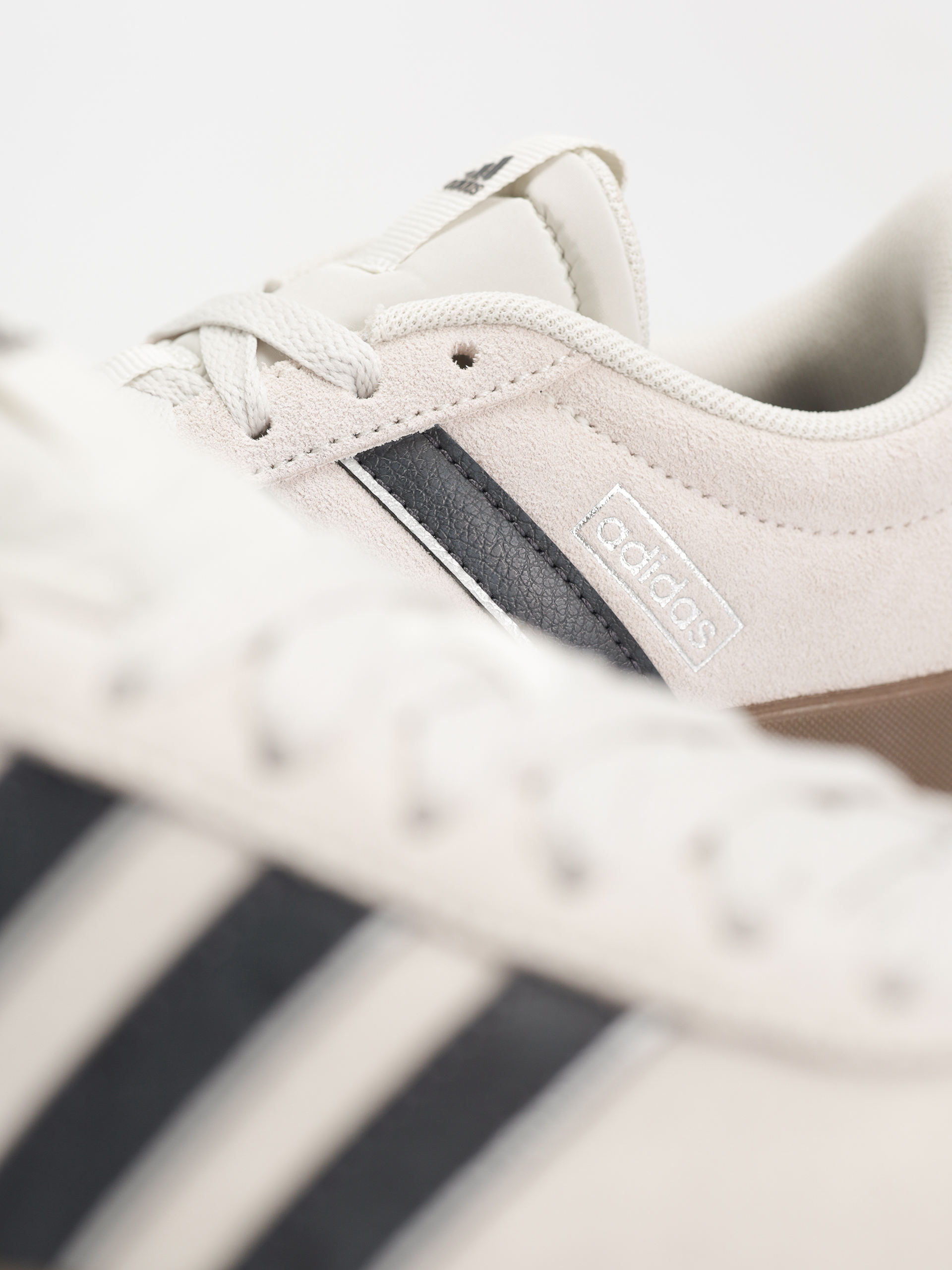 Buty adidas Vl Court 3.0 (orbgry/carbon/silvmt)