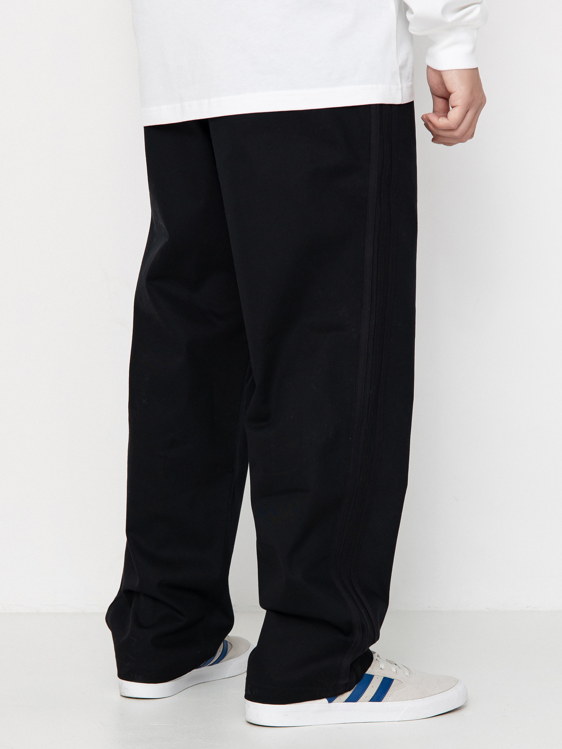 Spodnie adidas Skate Chino (black)