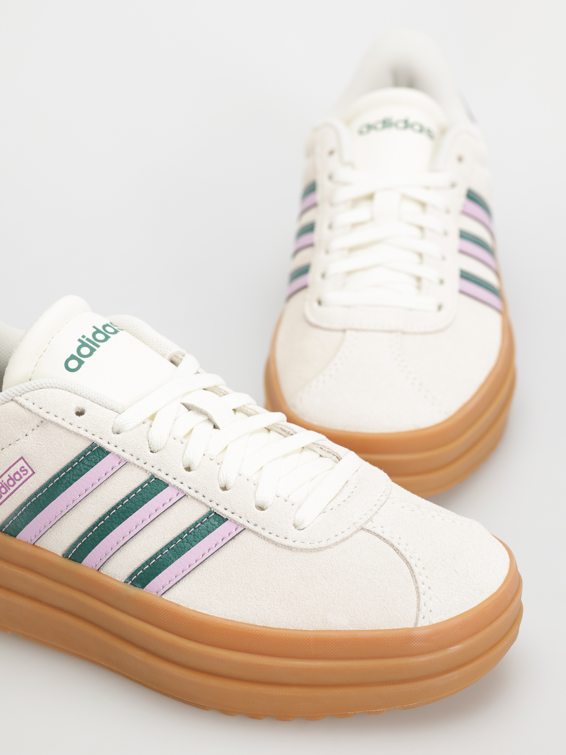 Buty adidas Vl Court Bold Wmn (owhite/cgreen/blilil)