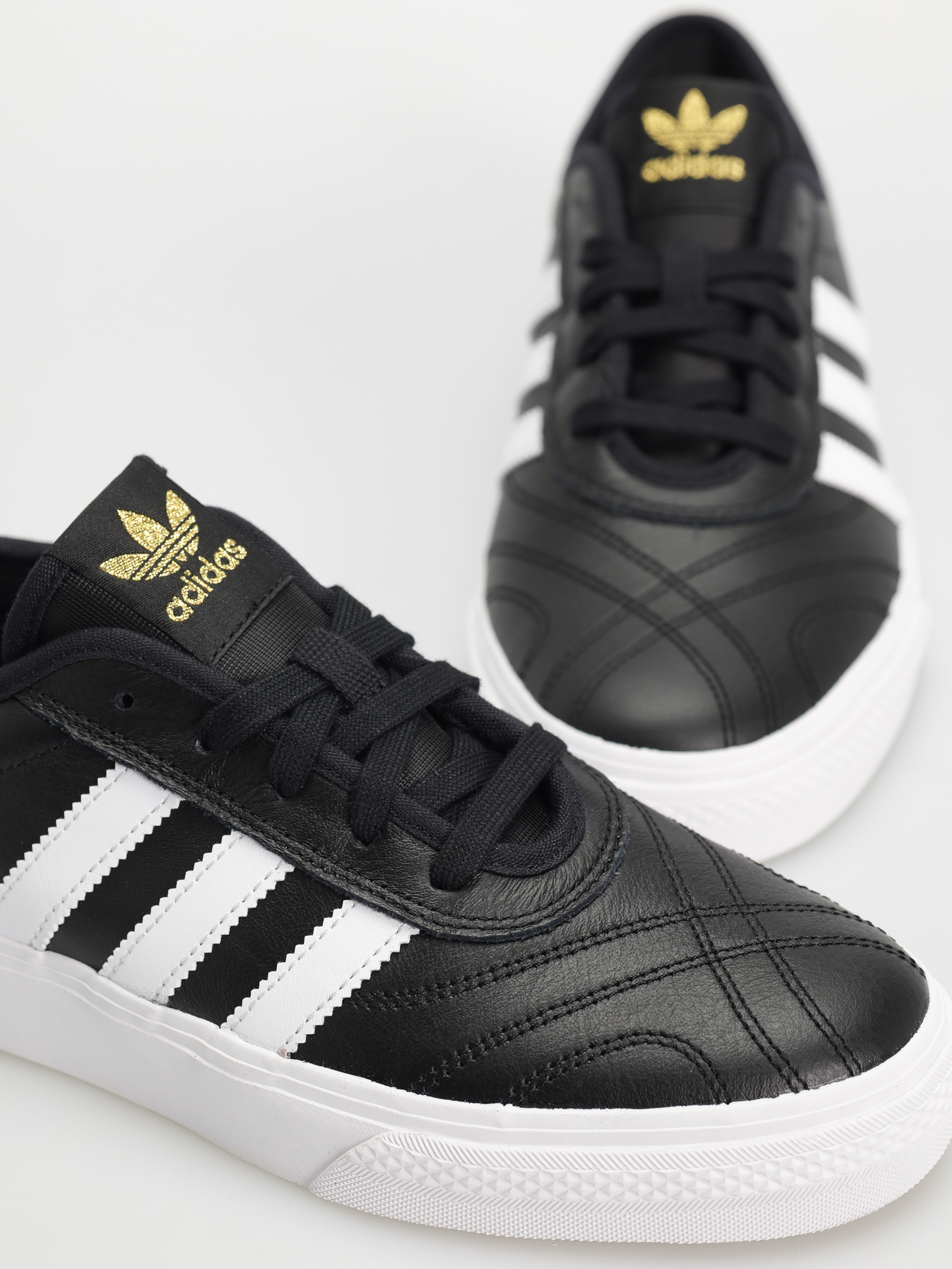 Buty adidas Adi Ease (cblack/ftwwht/goldmt)