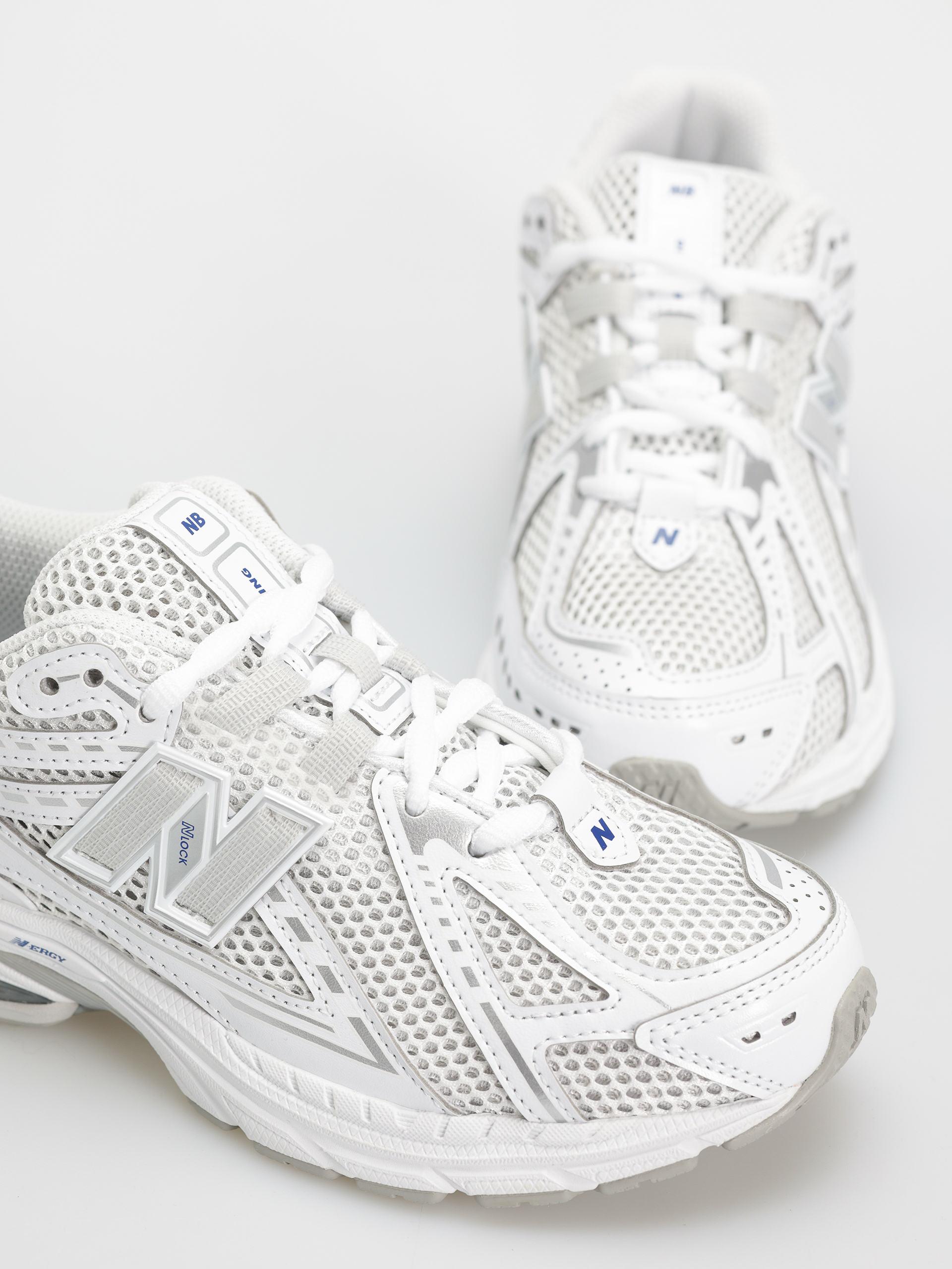 Buty New Balance 1906 JR (white)