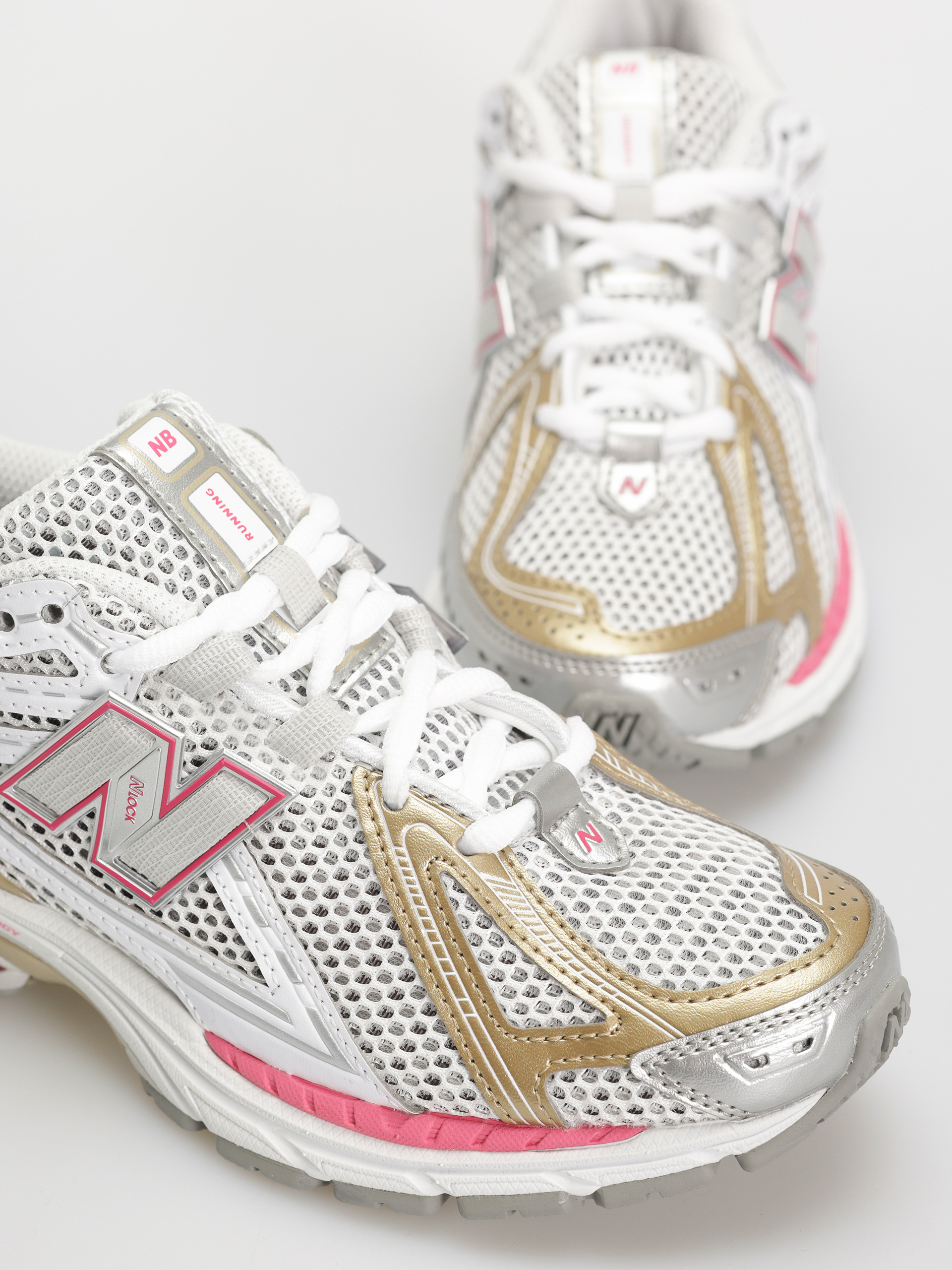Buty New Balance 1906 (silver metallic)