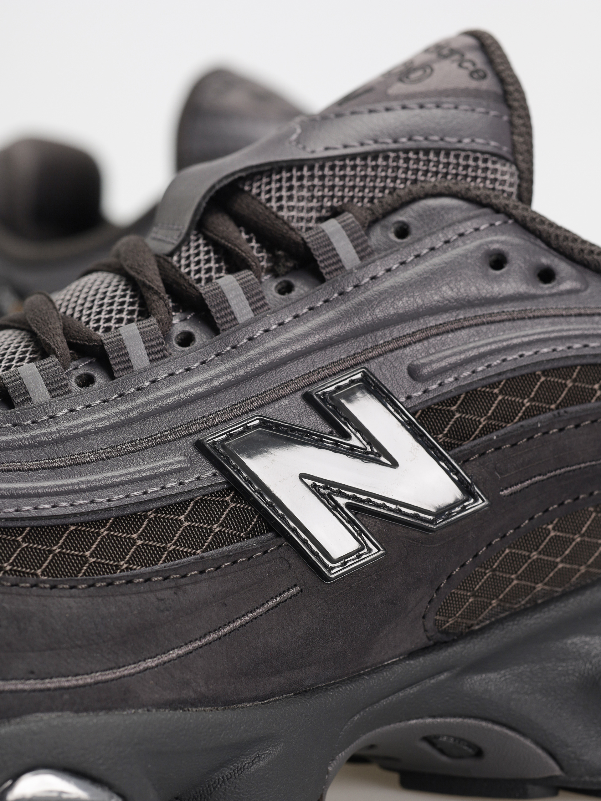 Buty New Balance 1000 (black cement)