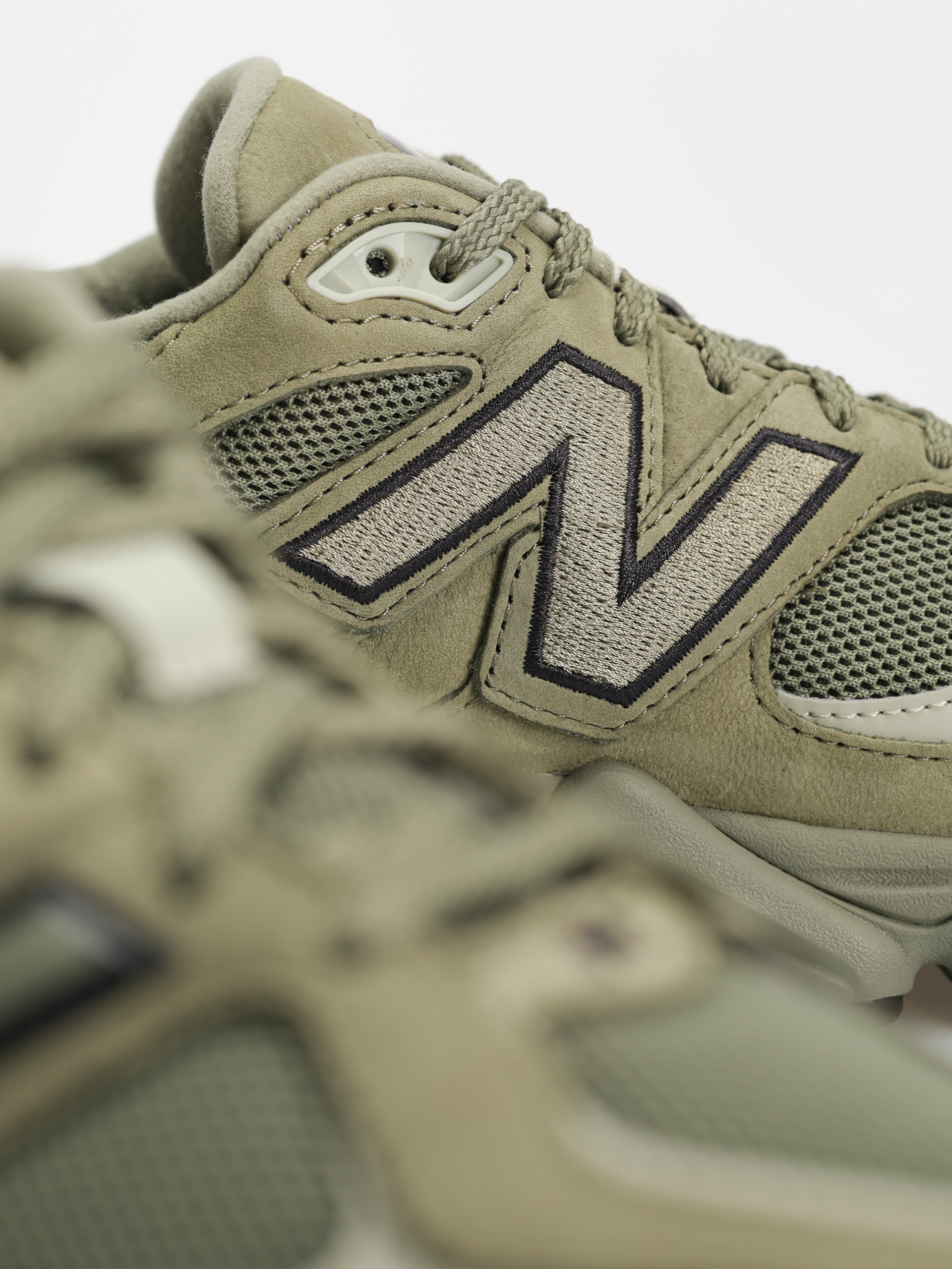 Buty New Balance 9060 (dark olivine)