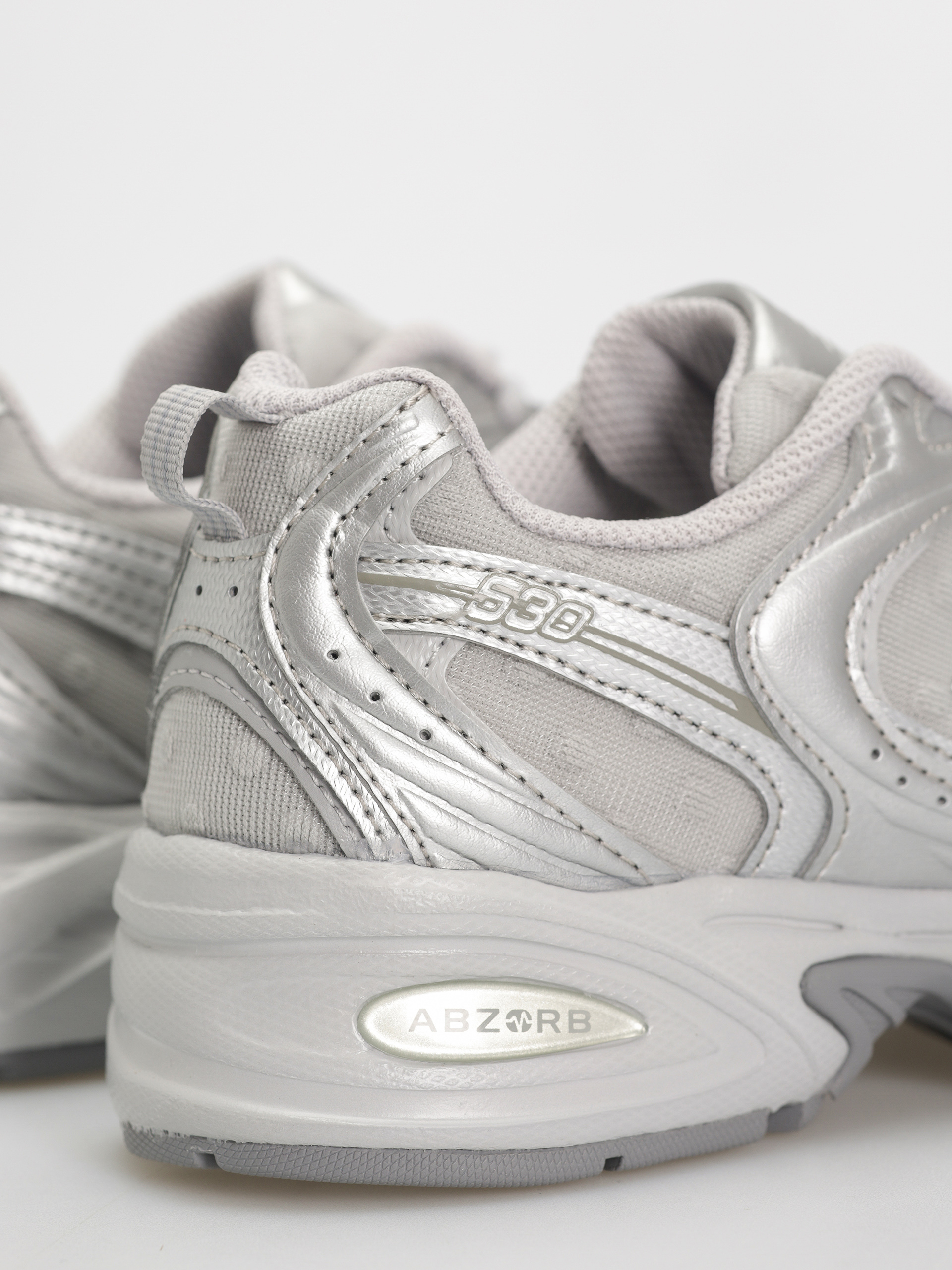 Buty New Balance 530 (raincloud)