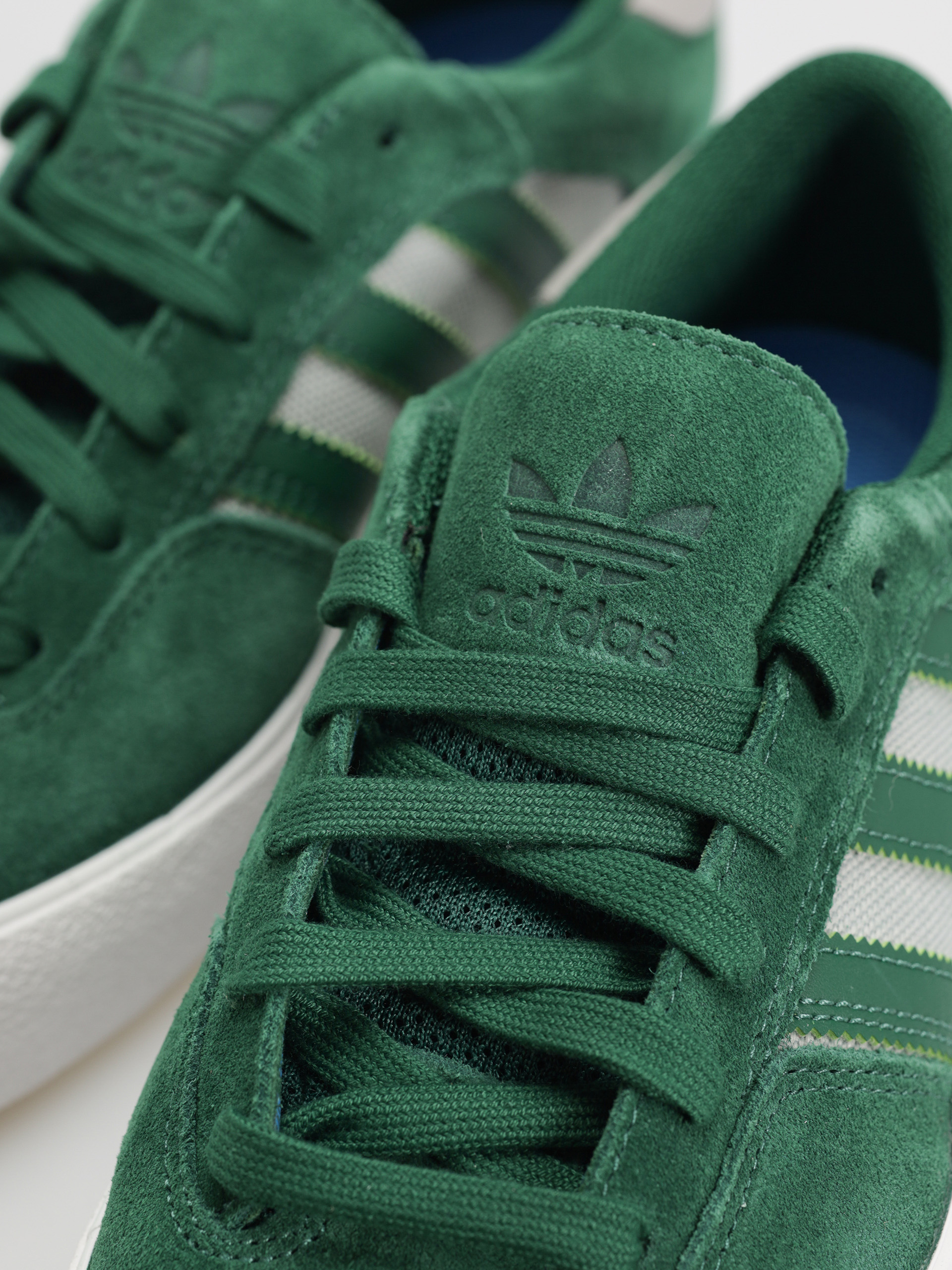 Buty adidas Matchbreak Super (drkgrn/mgsogr/preyel)
