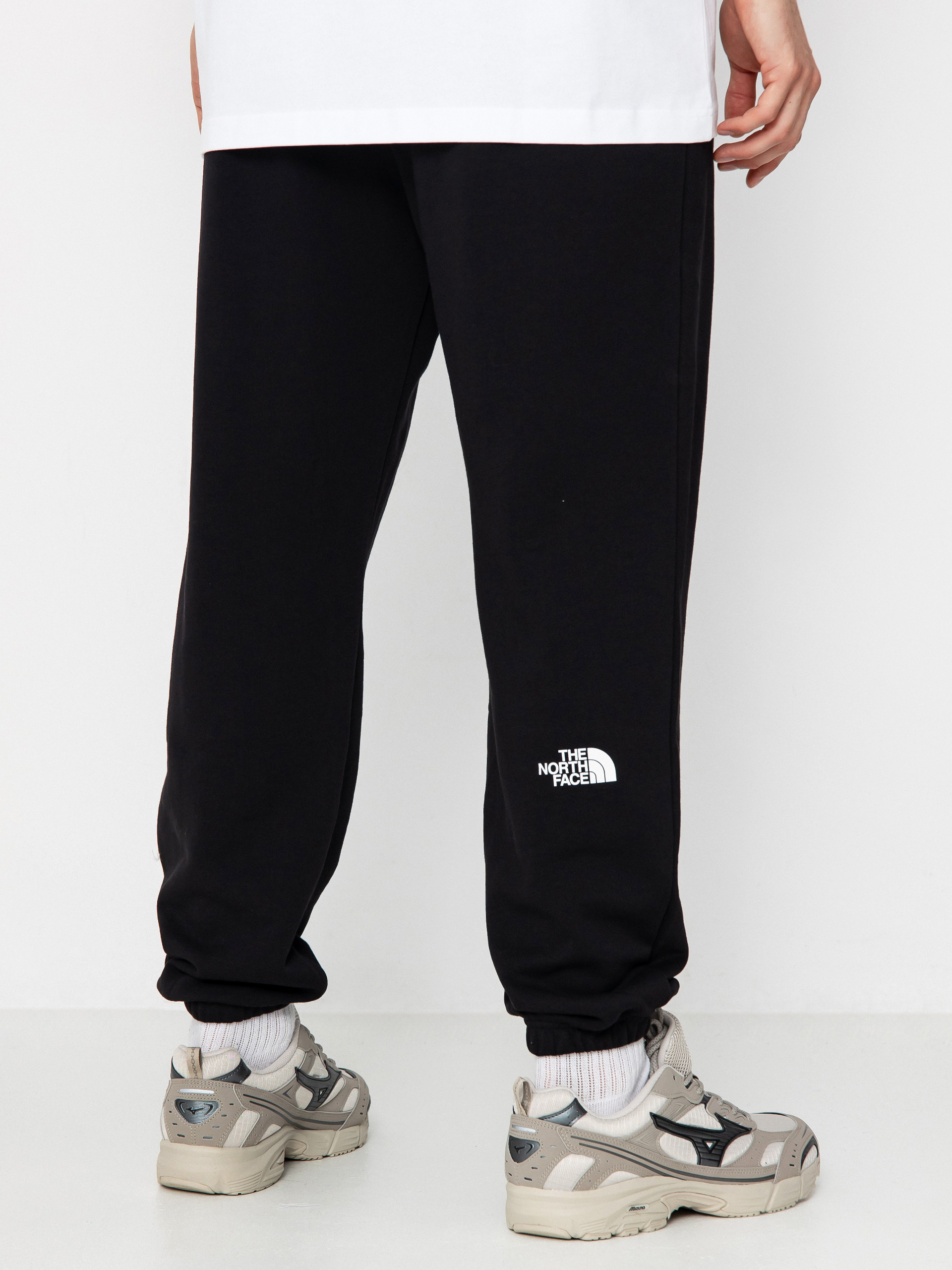 Spodnie The North Face Simple Dome Light Regular Tapered Jogger (tnf black)