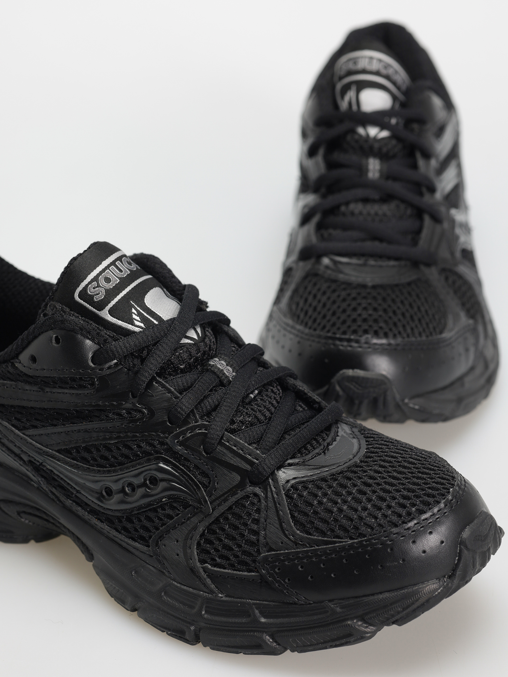 Buty Saucony Ride Millenium (black)