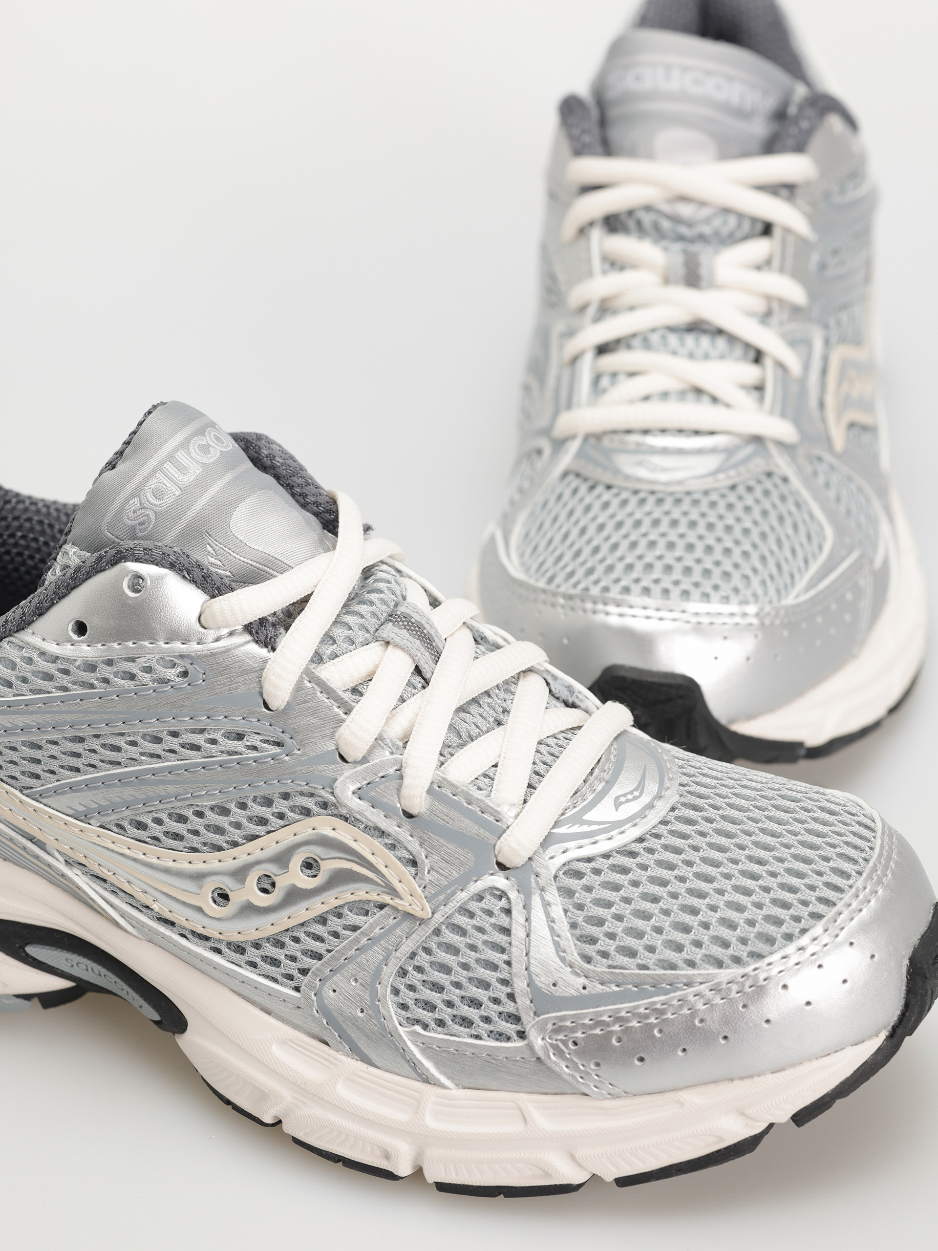 Buty Saucony Ride Millennium (silver/cream)