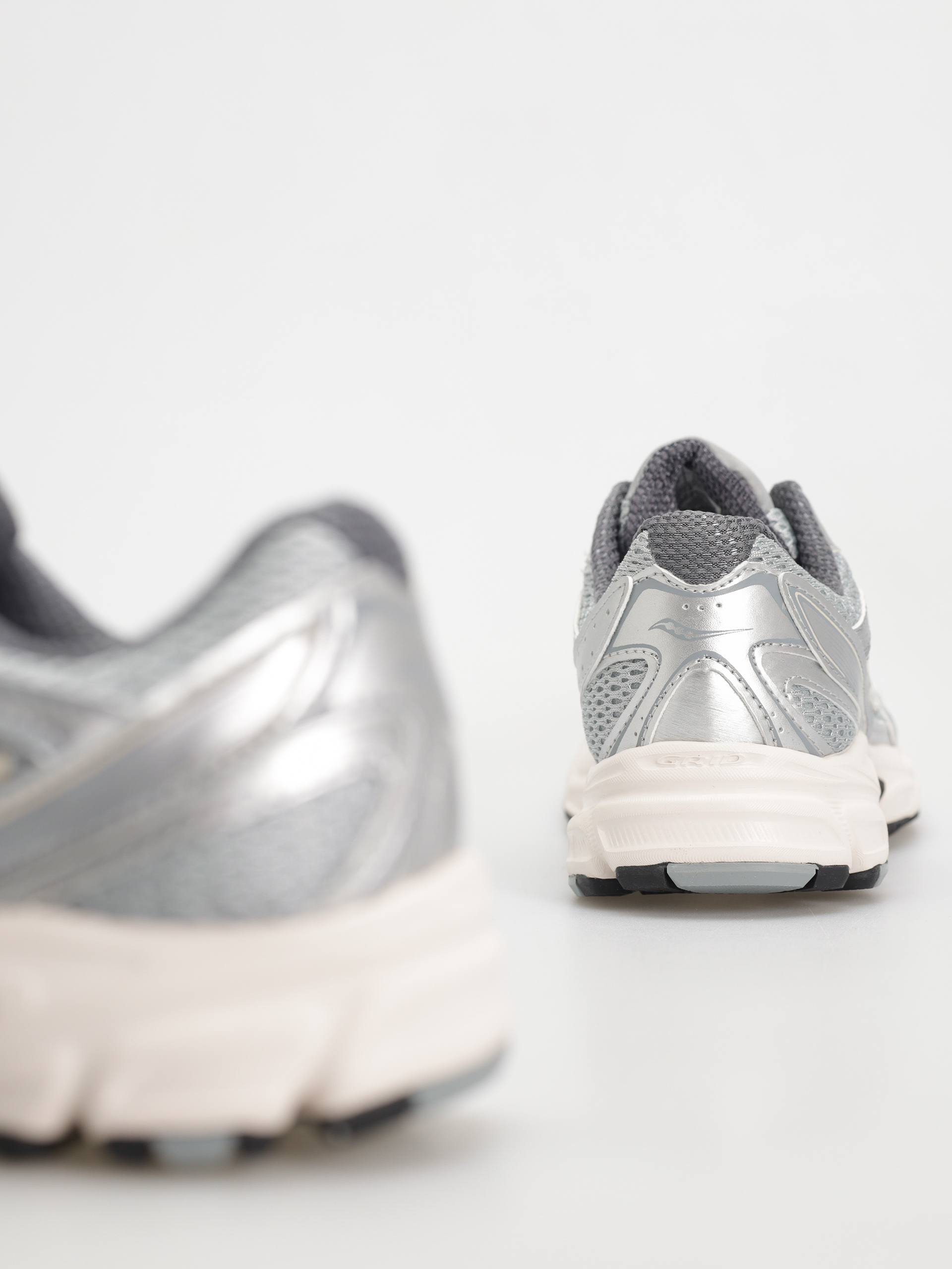 Buty Saucony Ride Millennium (silver/cream)