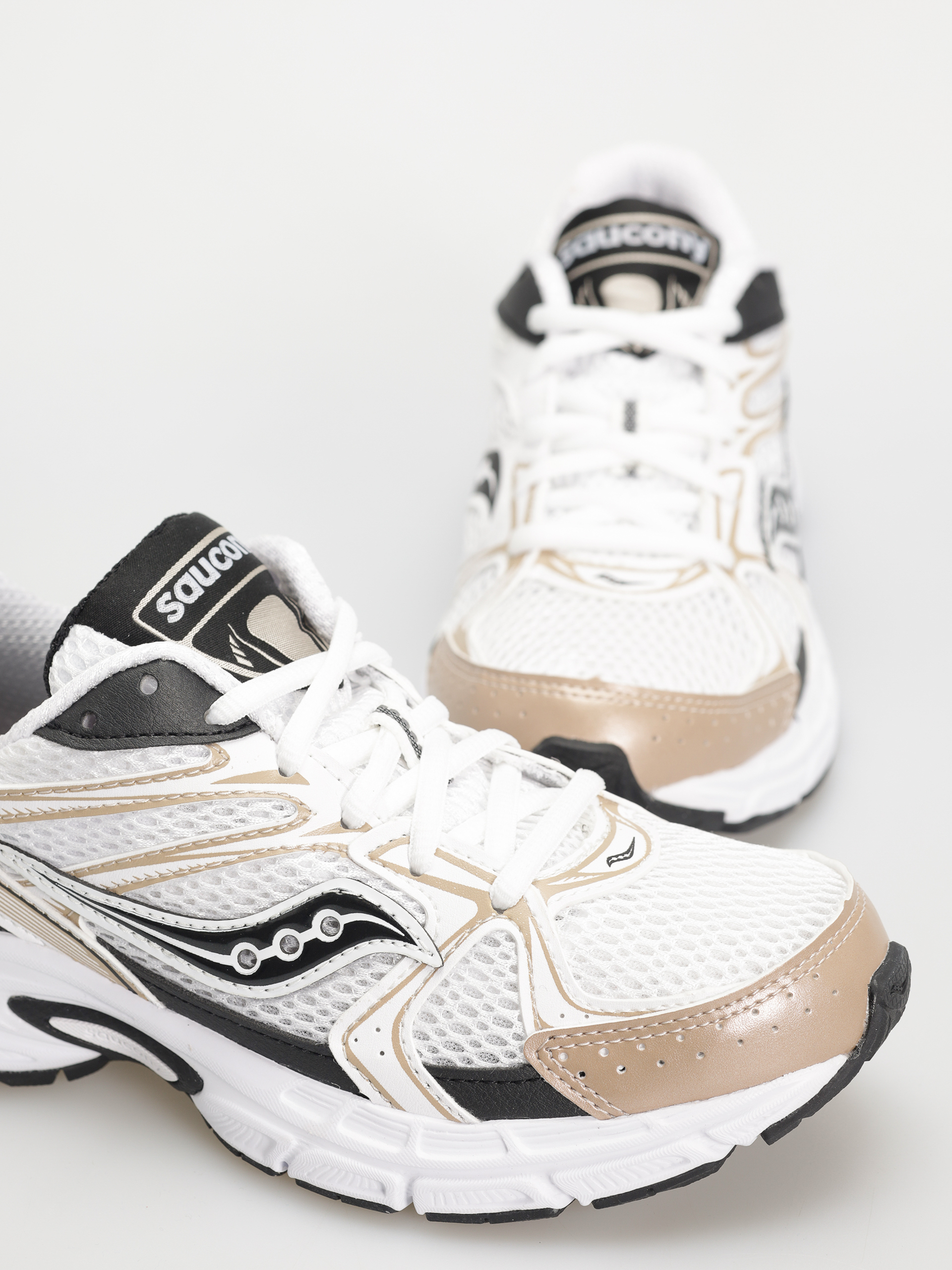 Buty Saucony Ride Millennium (wht/gold/black)