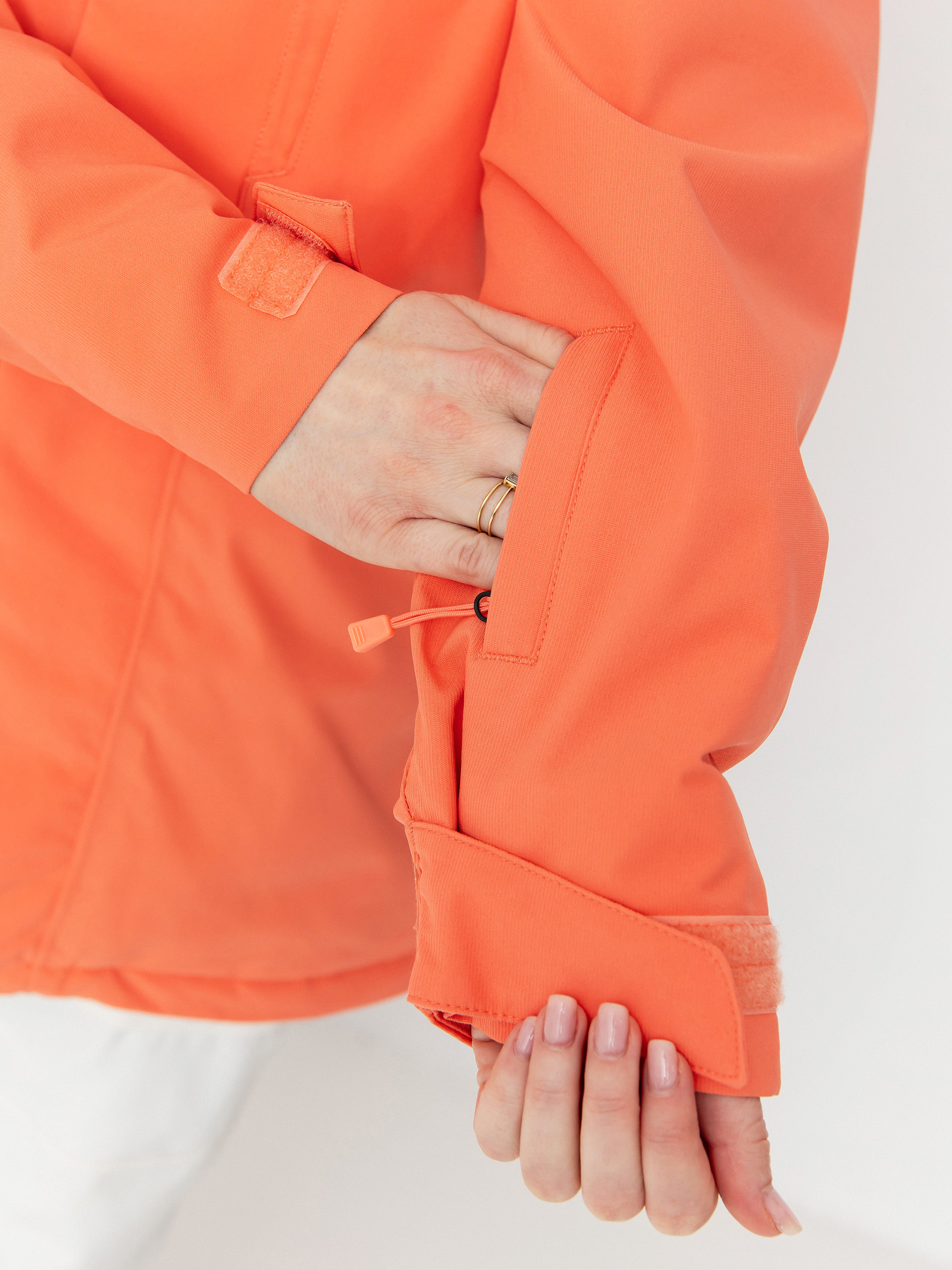 Damska Kurtka snowboardowa Burton Jet Ridge (peach echo)