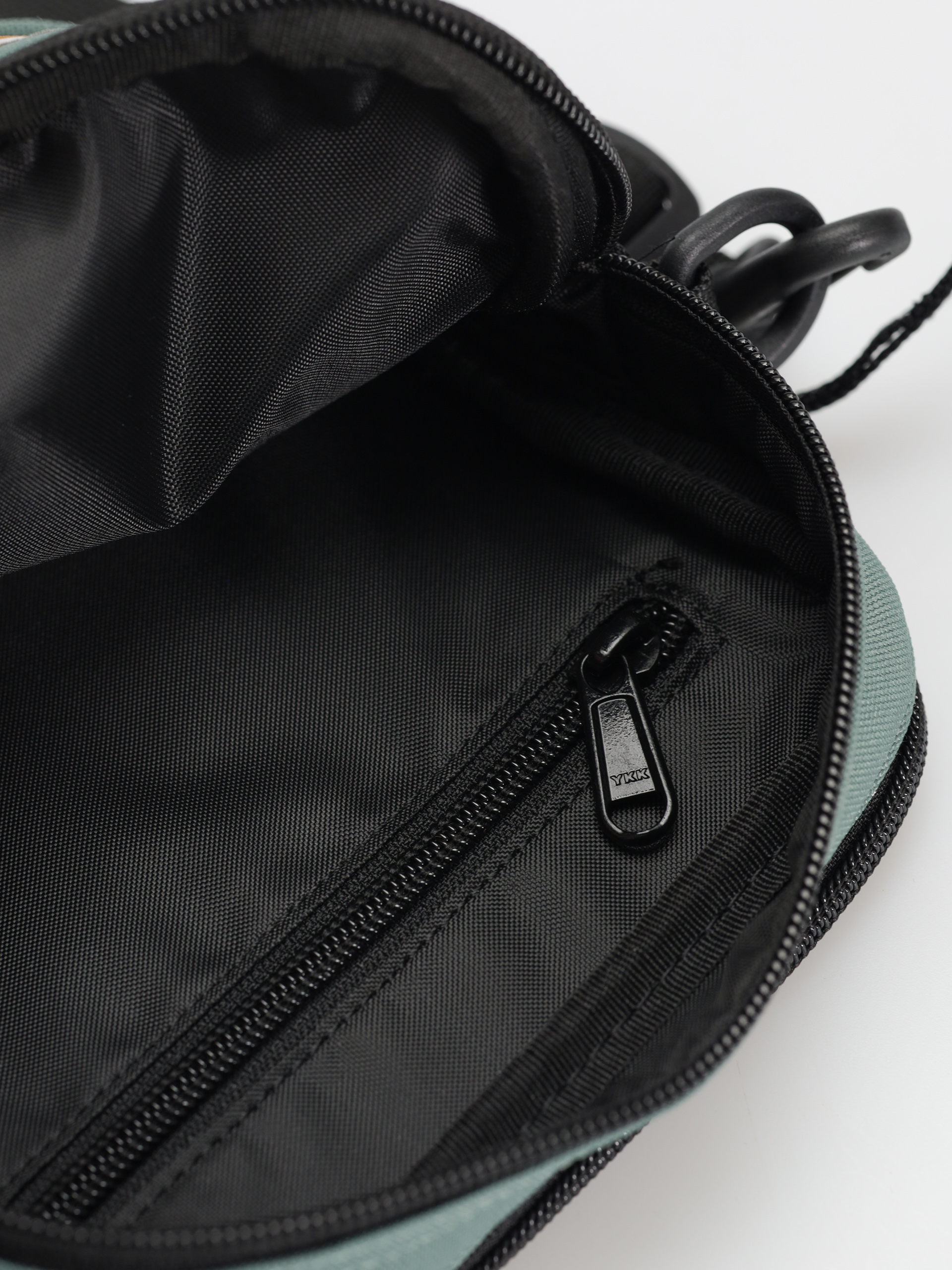 Torba Carhartt WIP Essentials (silver pine)