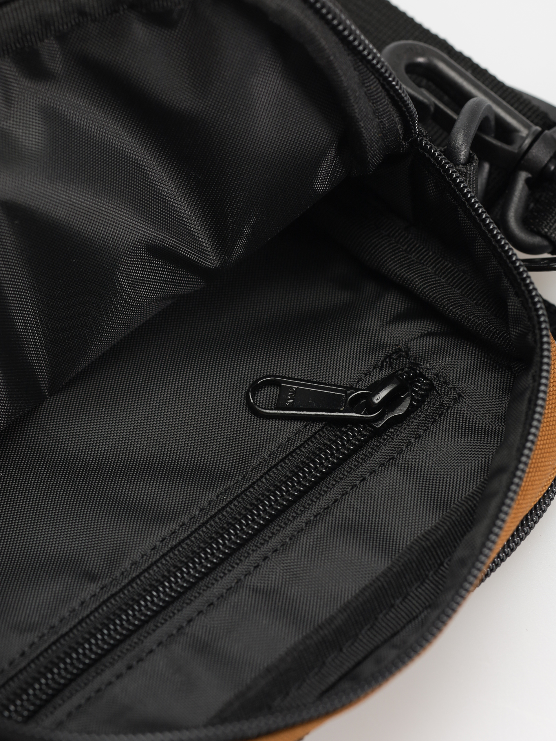 Torba Carhartt WIP Essentials (hamilton brown)