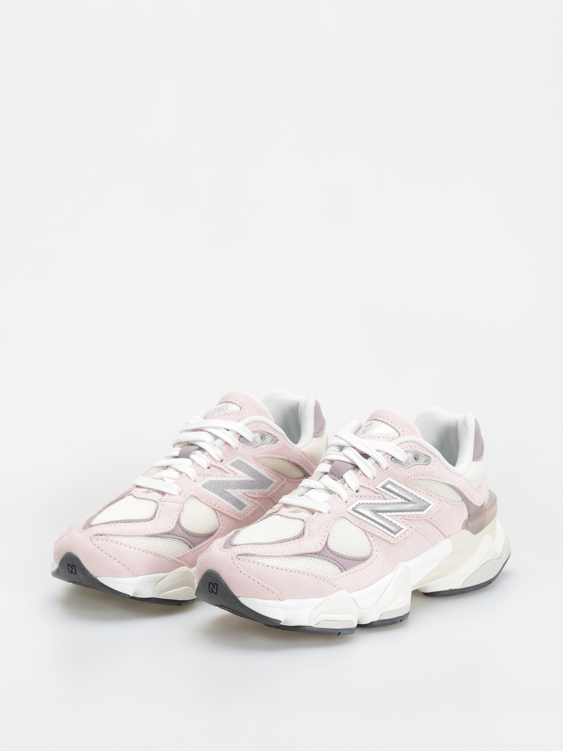 Buty New Balance 9060 JR (rose sugar)