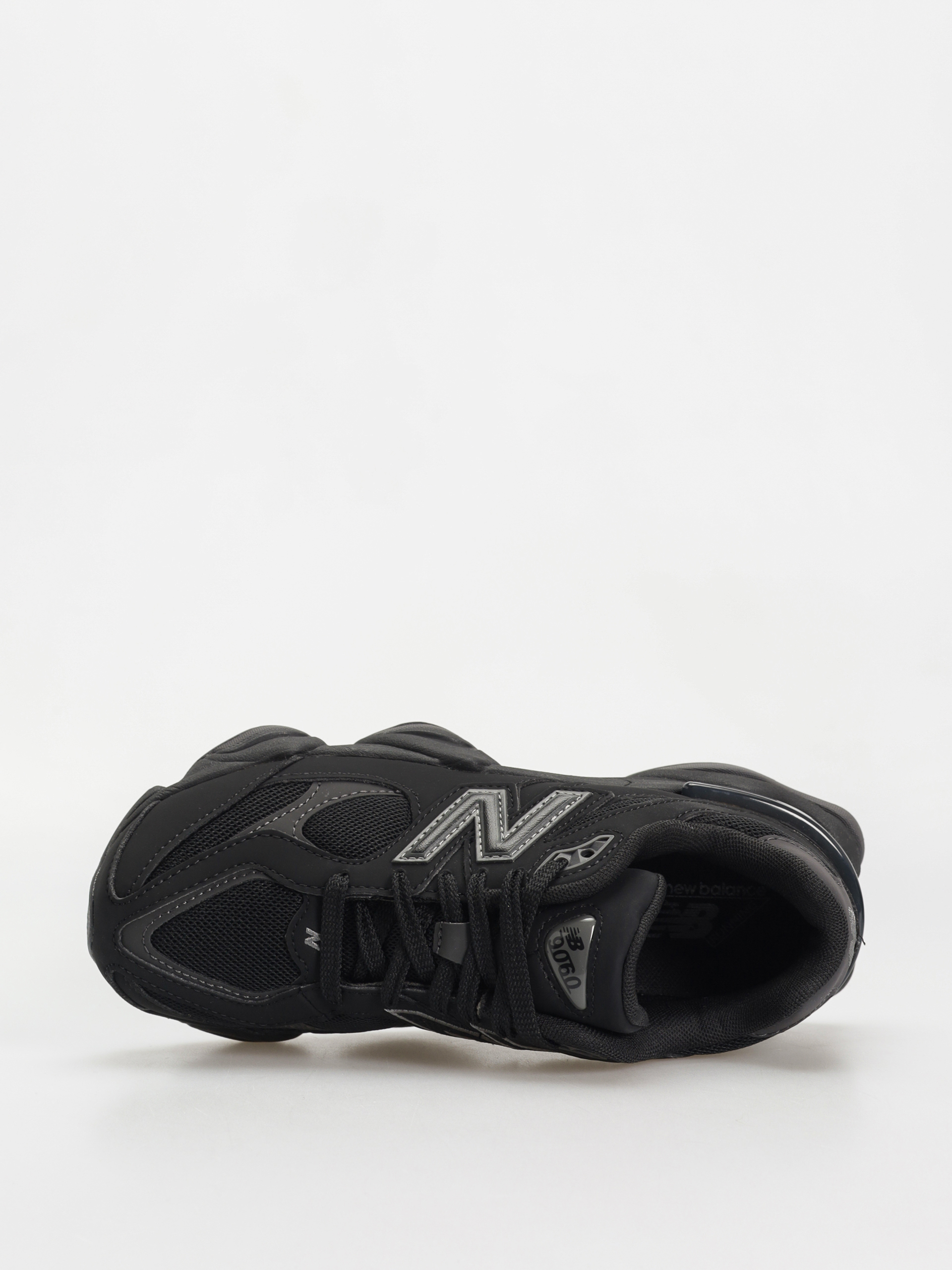Buty New Balance 9060 JR (black)