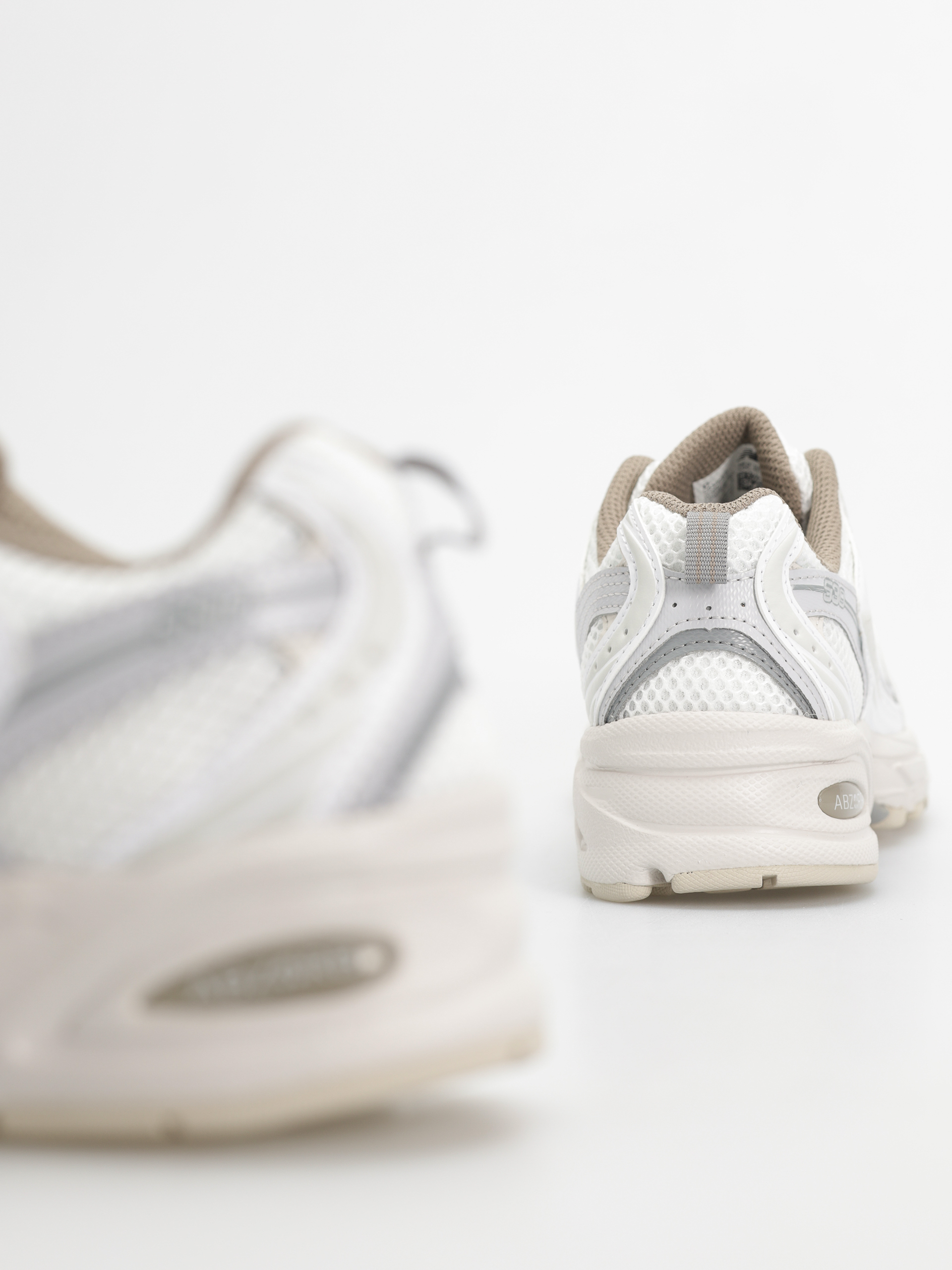 Buty New Balance 530 (grey matter)