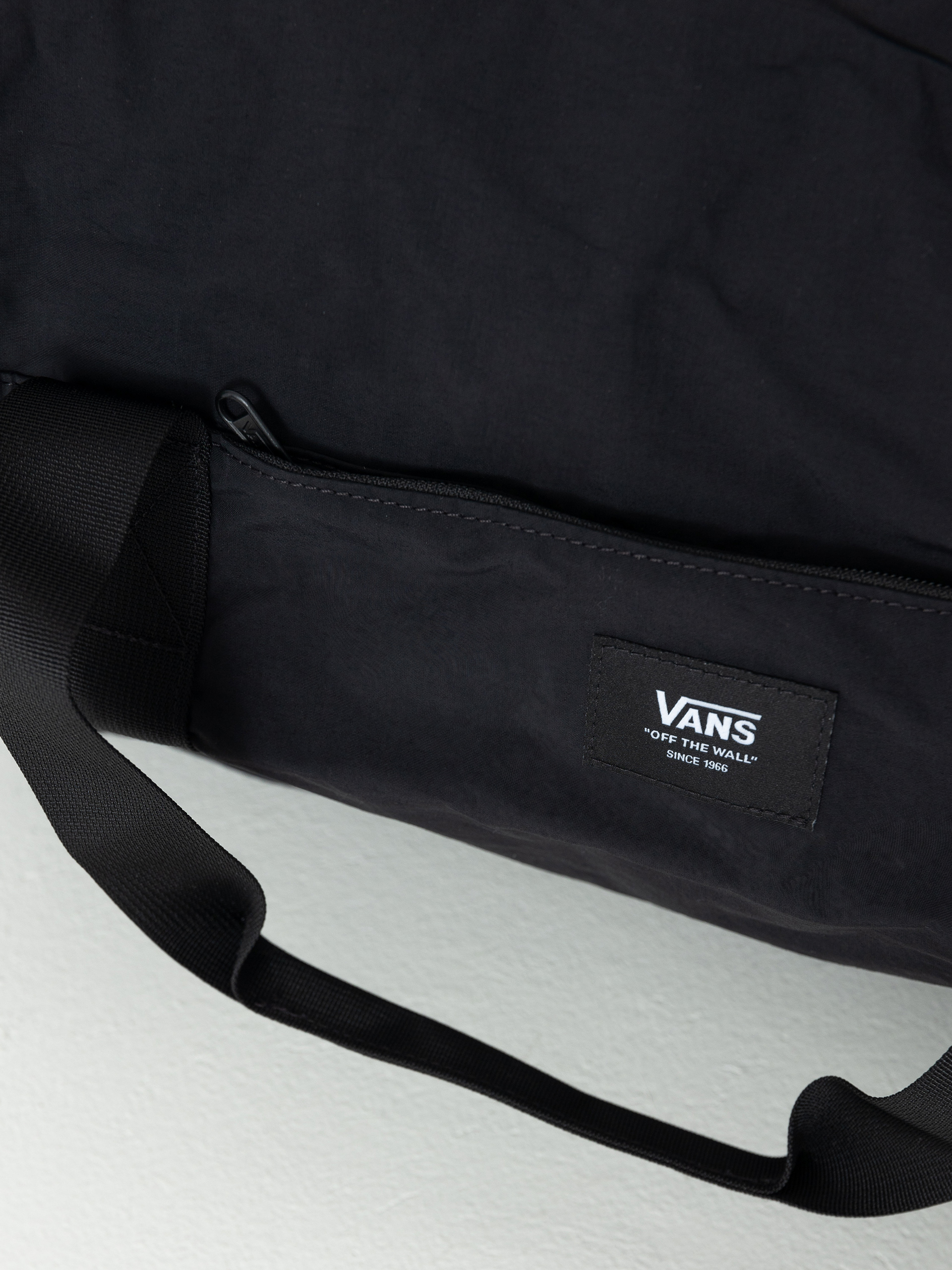 Torba Vans Barreled Duffel (black)