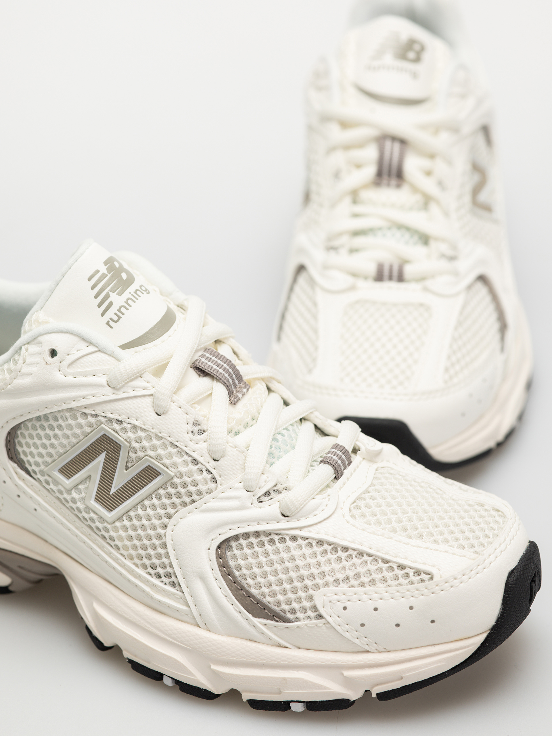 Buty New Balance 530 (sea salt)