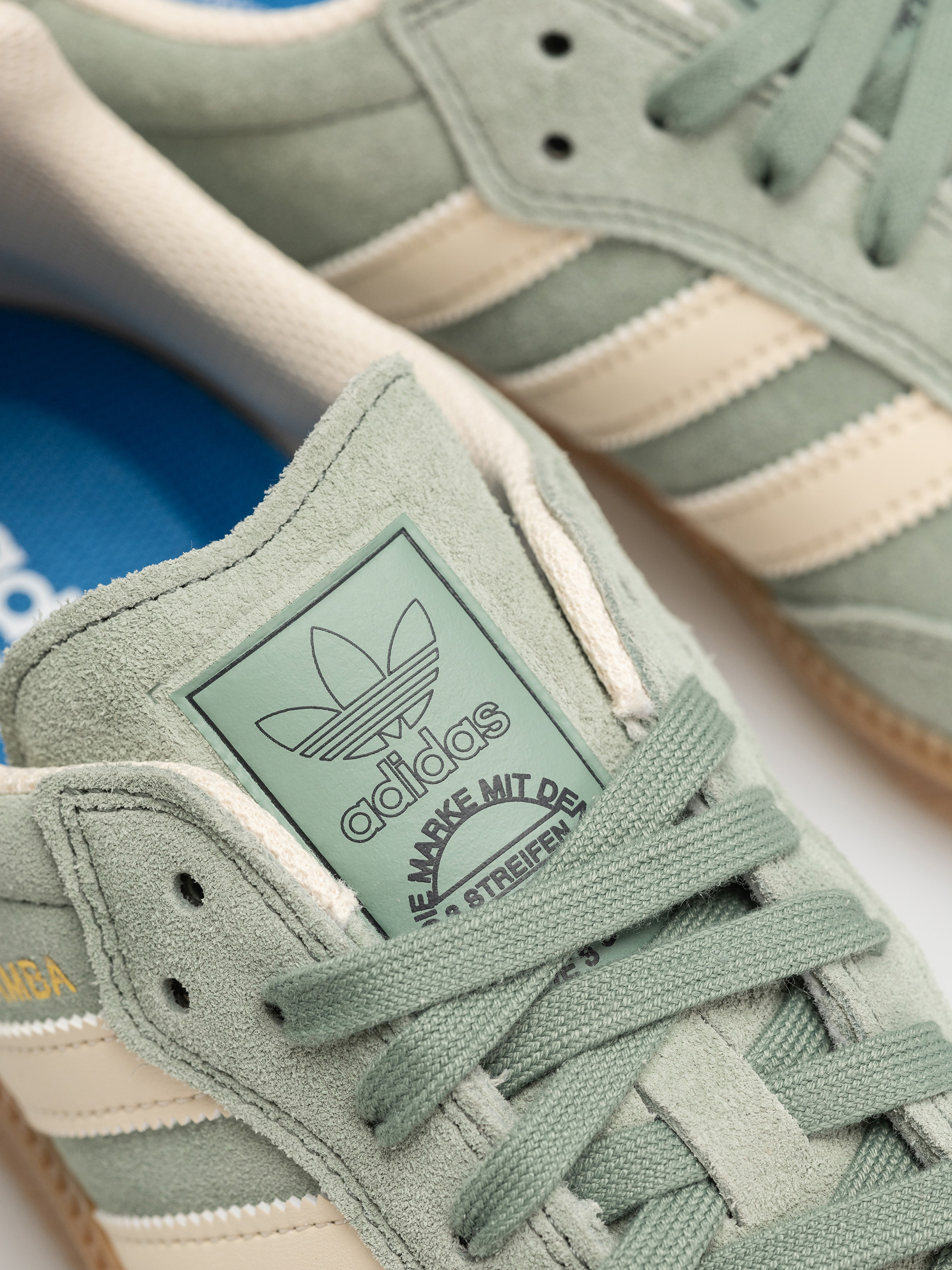 Buty adidas Samba Adv (silgrn/wonwhi/goldmt)