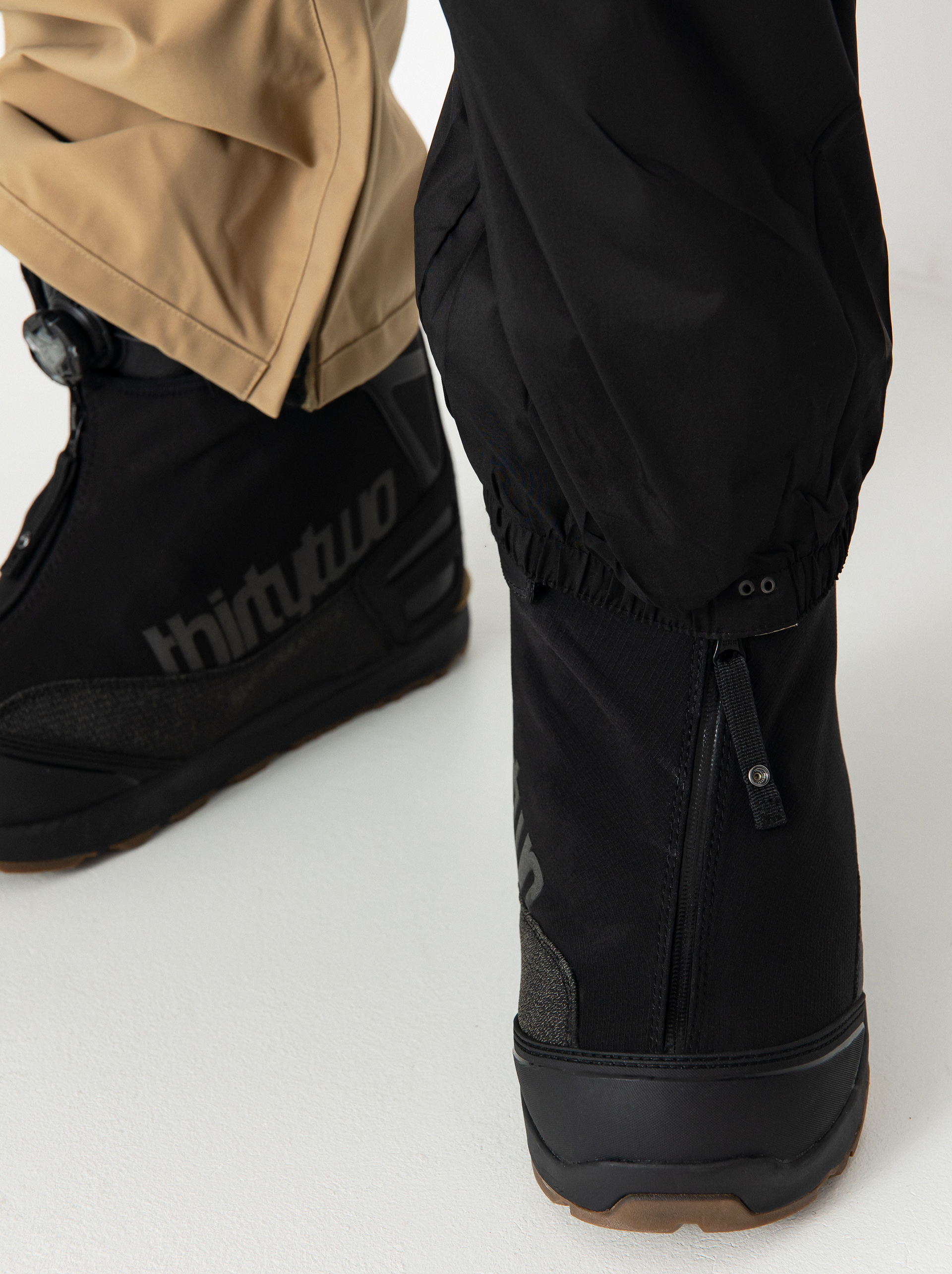 Męskie Spodnie snowboardowe ThirtyTwo Basement Bib (khaki)