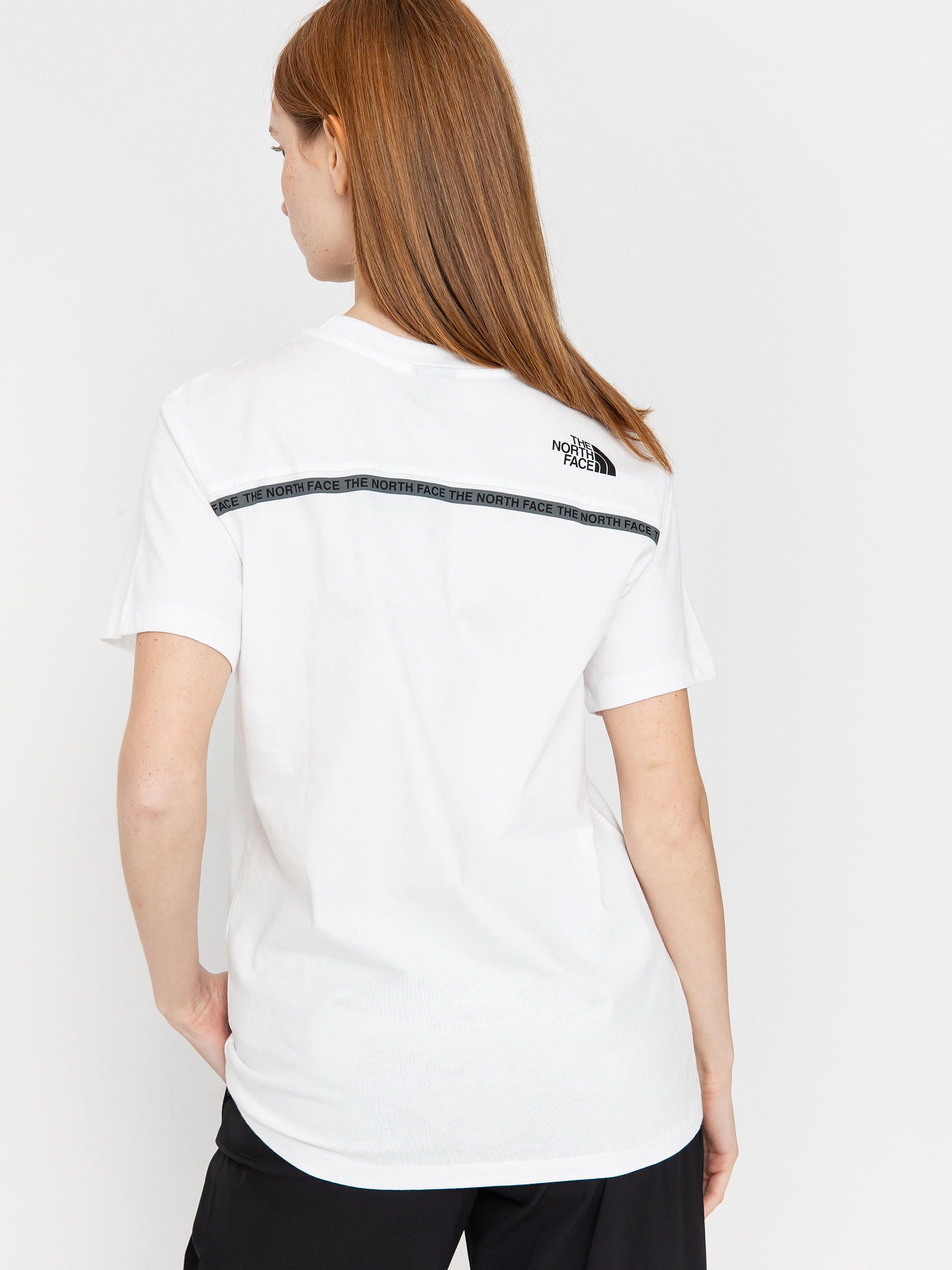 T-shirt The North Face Zumu Relaxed Wmn (tnf white)